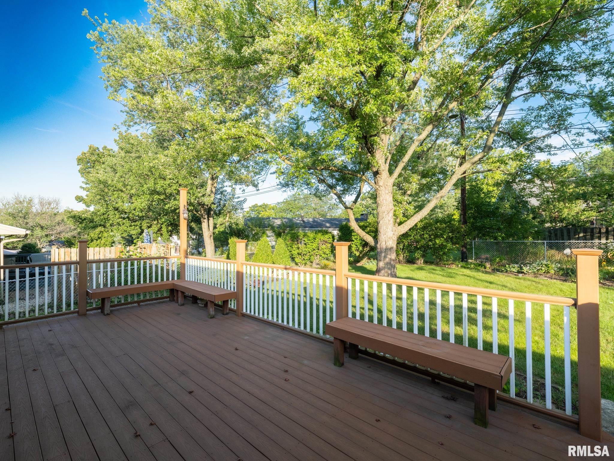 1602 W Lincoln Wood Place