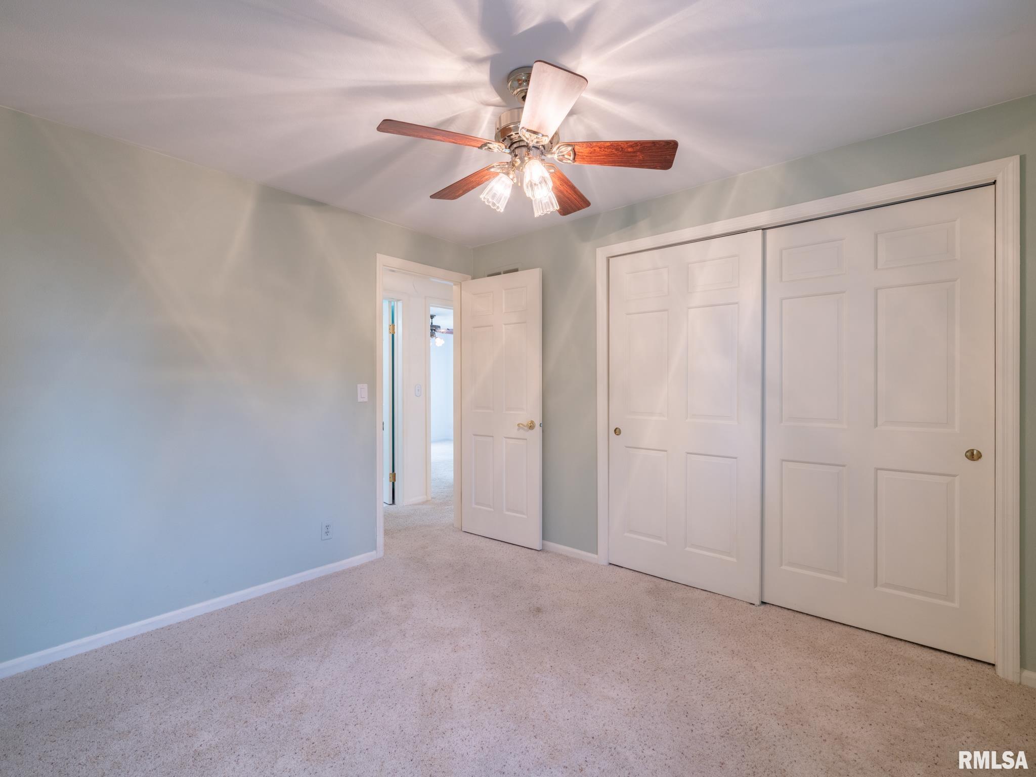 1602 W Lincoln Wood Place