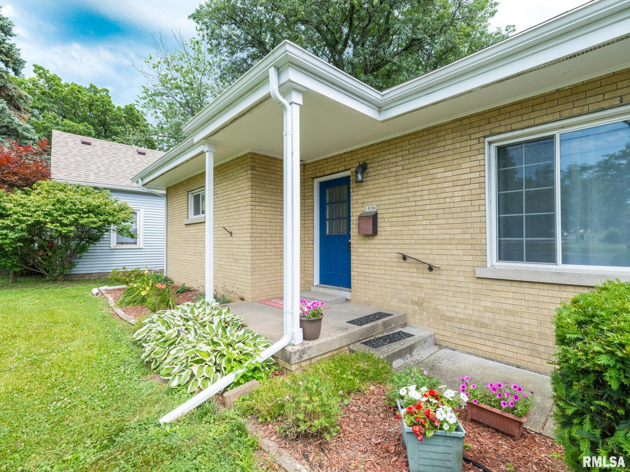 1036 E FORREST HILL Avenue