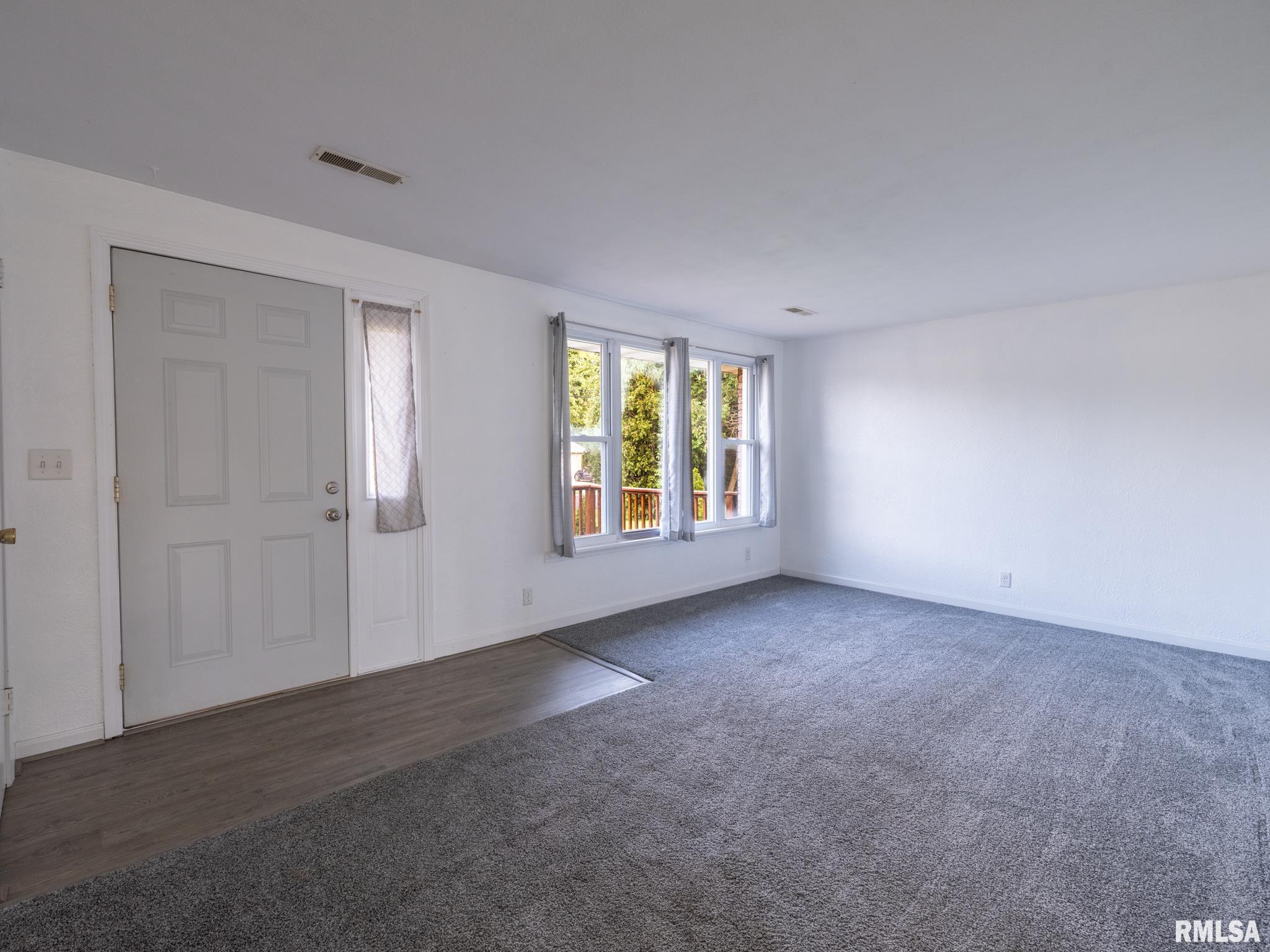 101 PATRICIA Avenue
