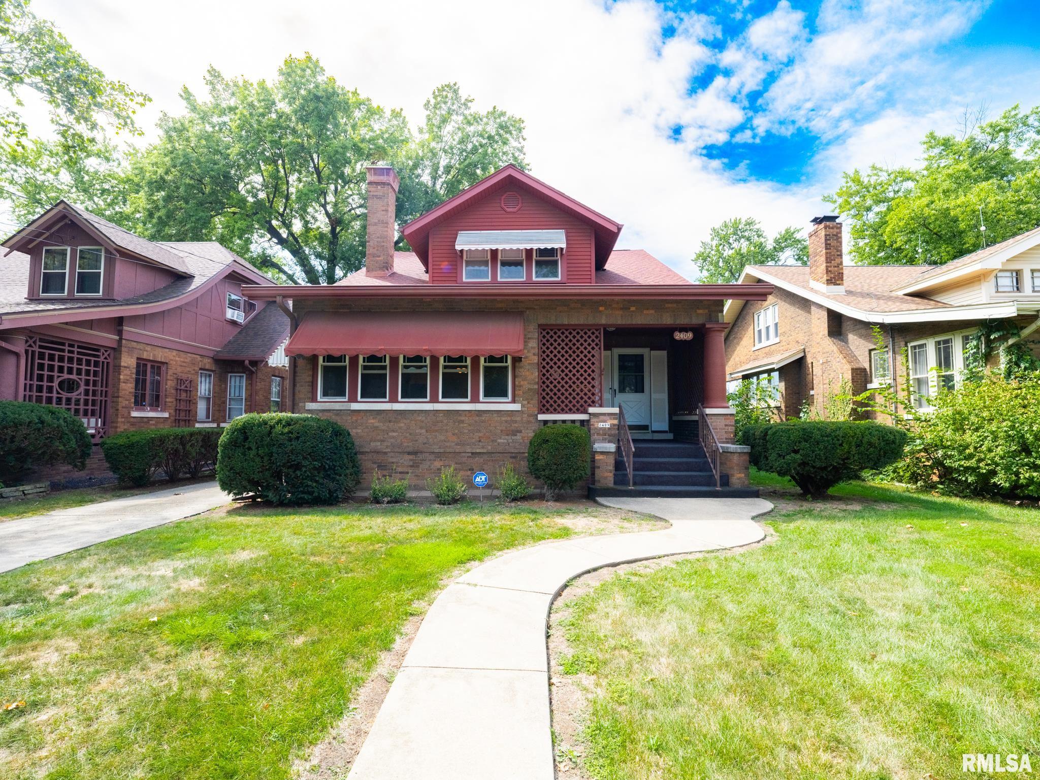 2409 N LINN Street
