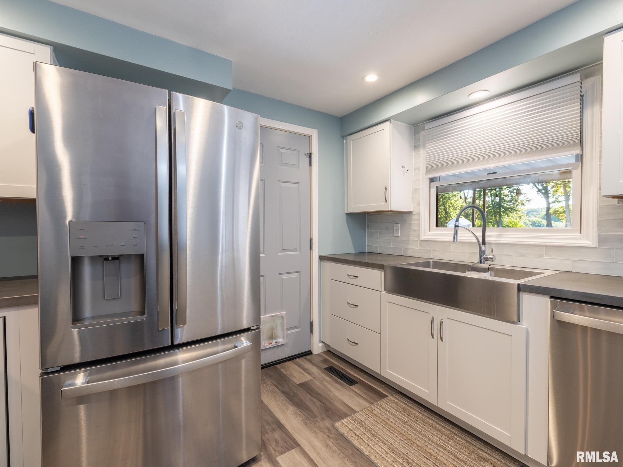 1406 SPRINGFIELD Road