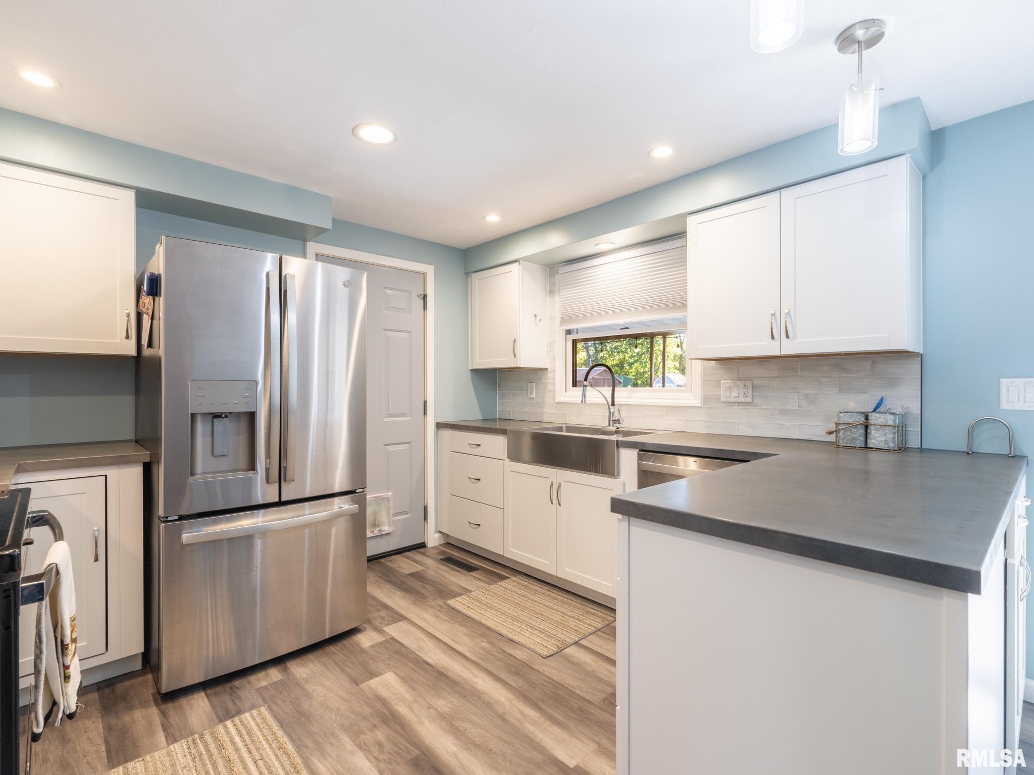 1406 SPRINGFIELD Road