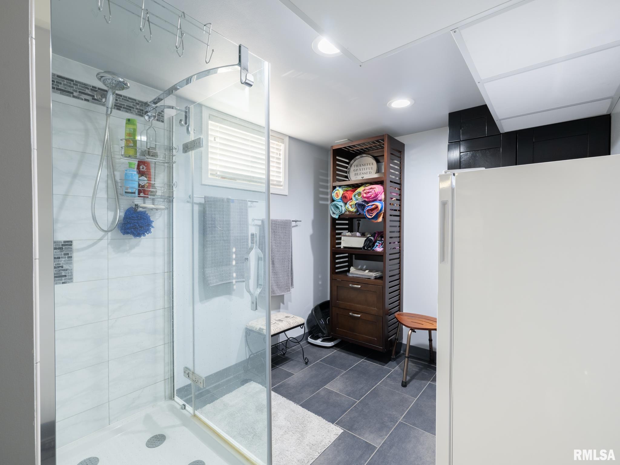 1406 SPRINGFIELD Road