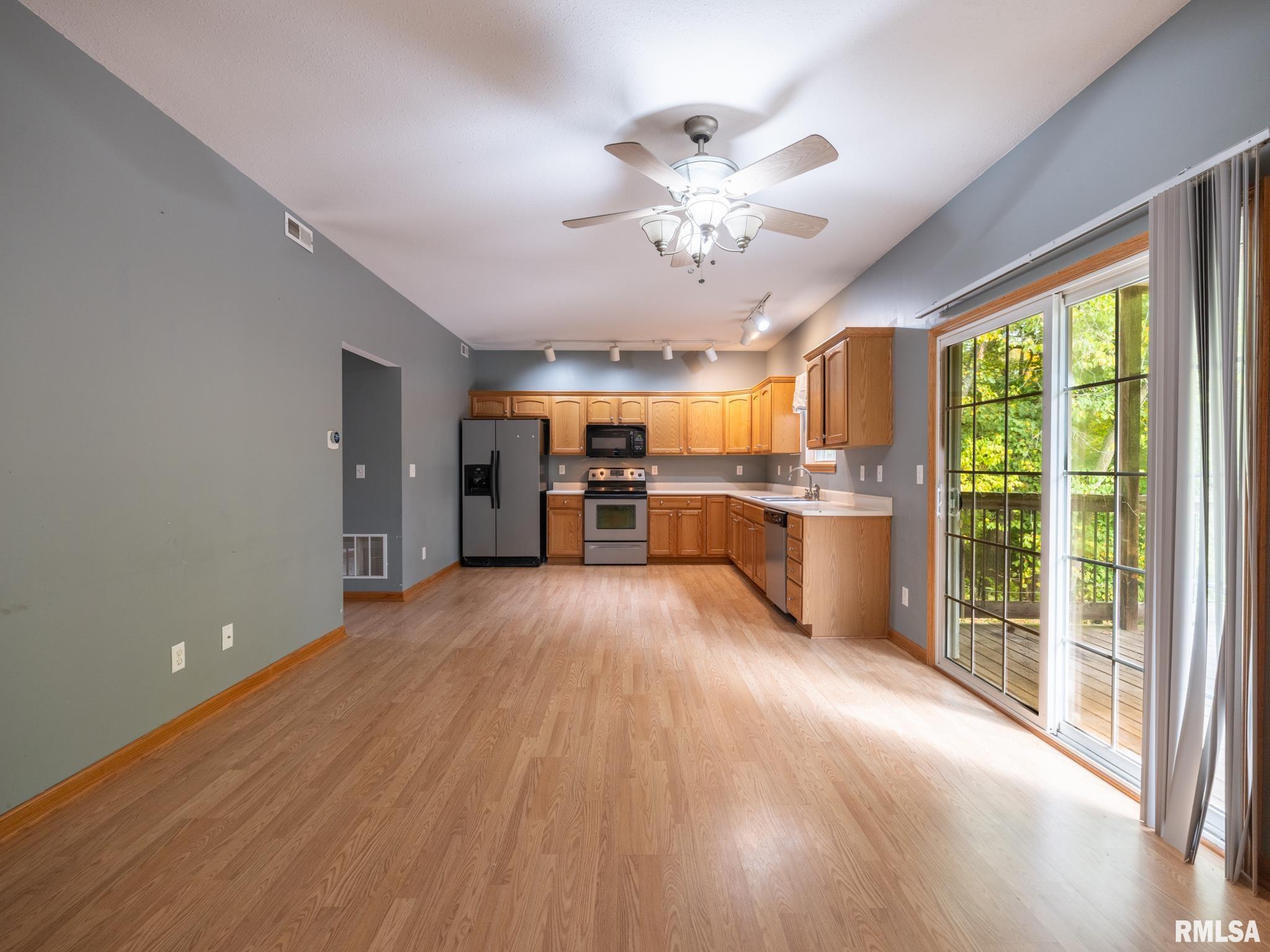 3444 W DORCHESTER Ridge Unit: C