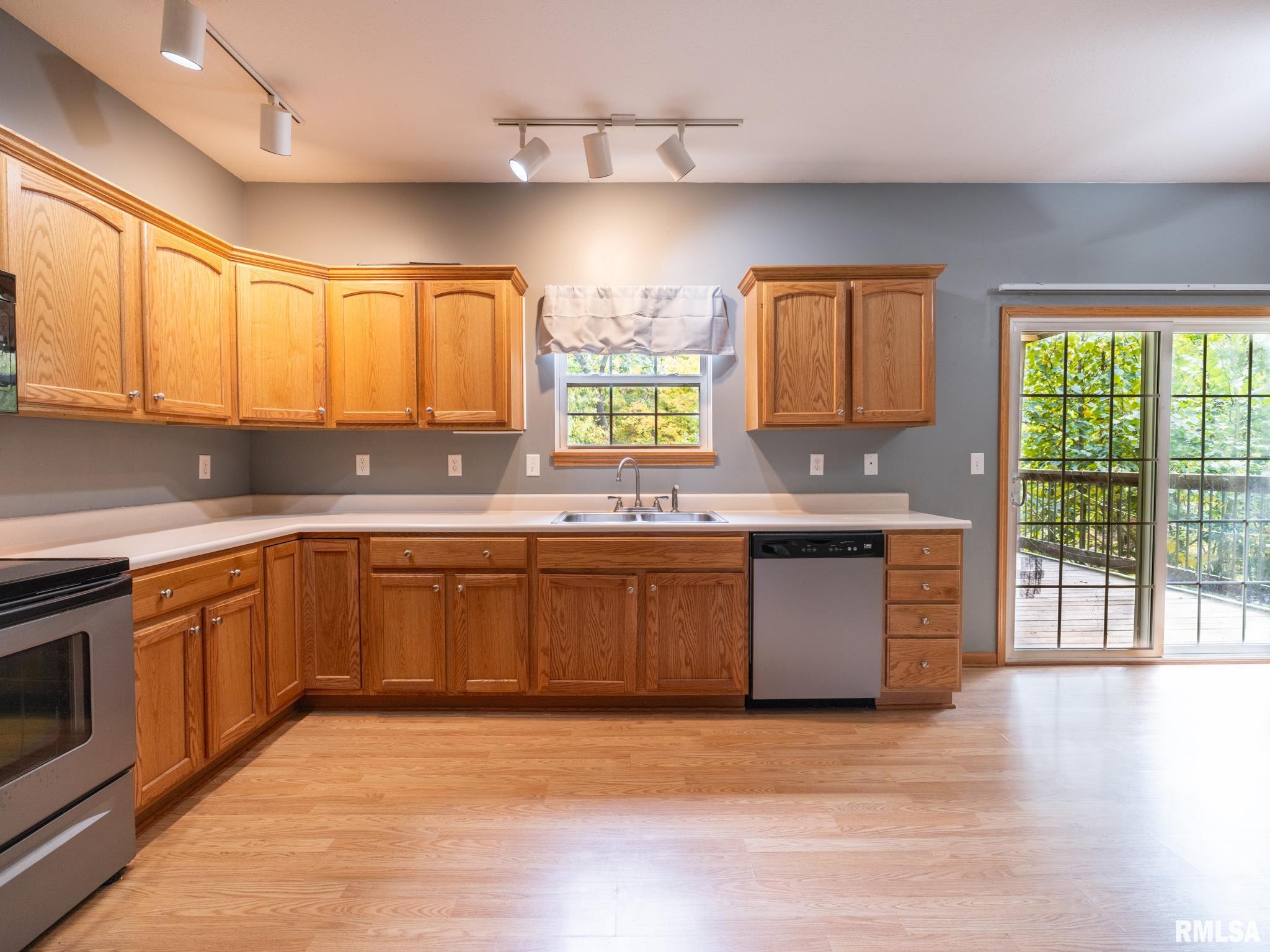 3444 W DORCHESTER Ridge Unit: C