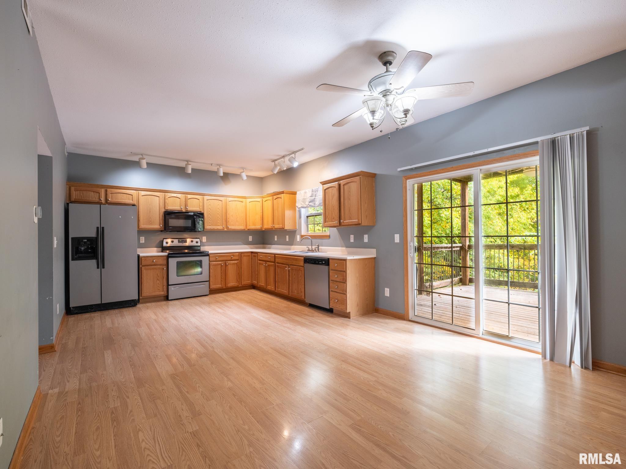 3444 W DORCHESTER Ridge Unit: C