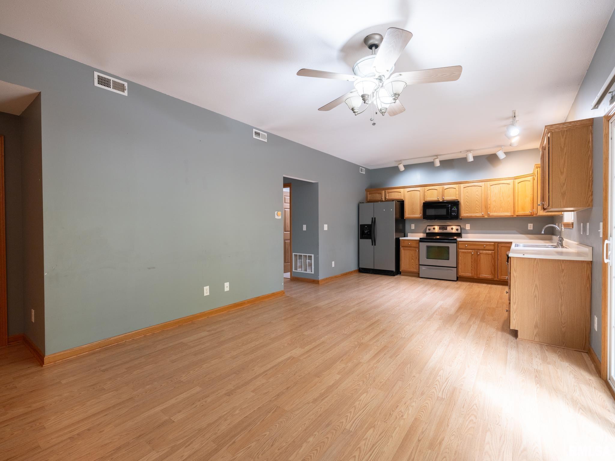 3444 W DORCHESTER Ridge Unit: C