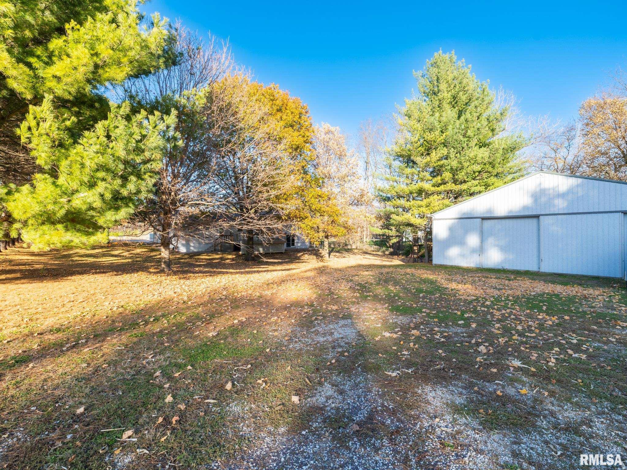 9622 W LANCASTER Road