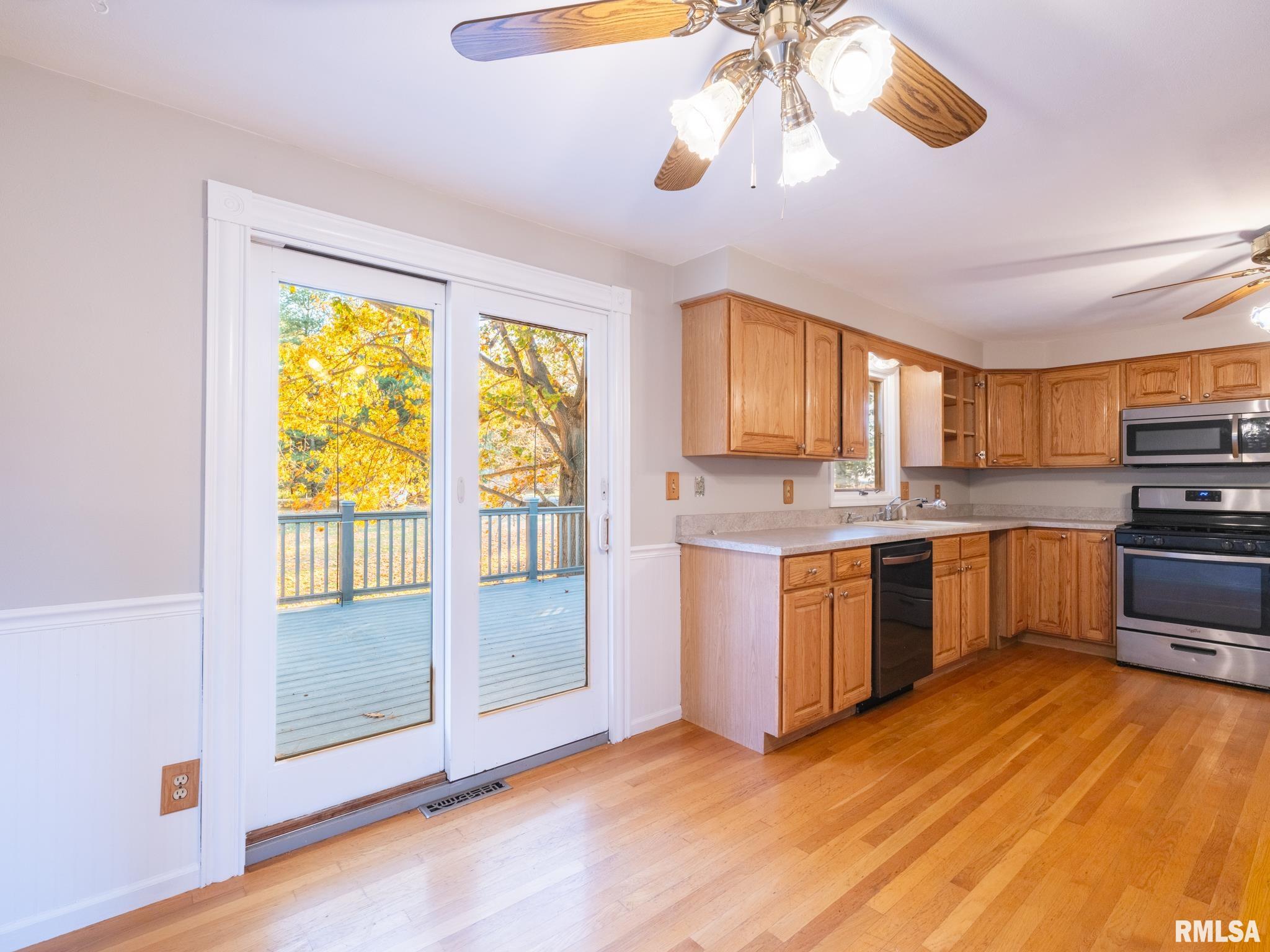 9622 W LANCASTER Road