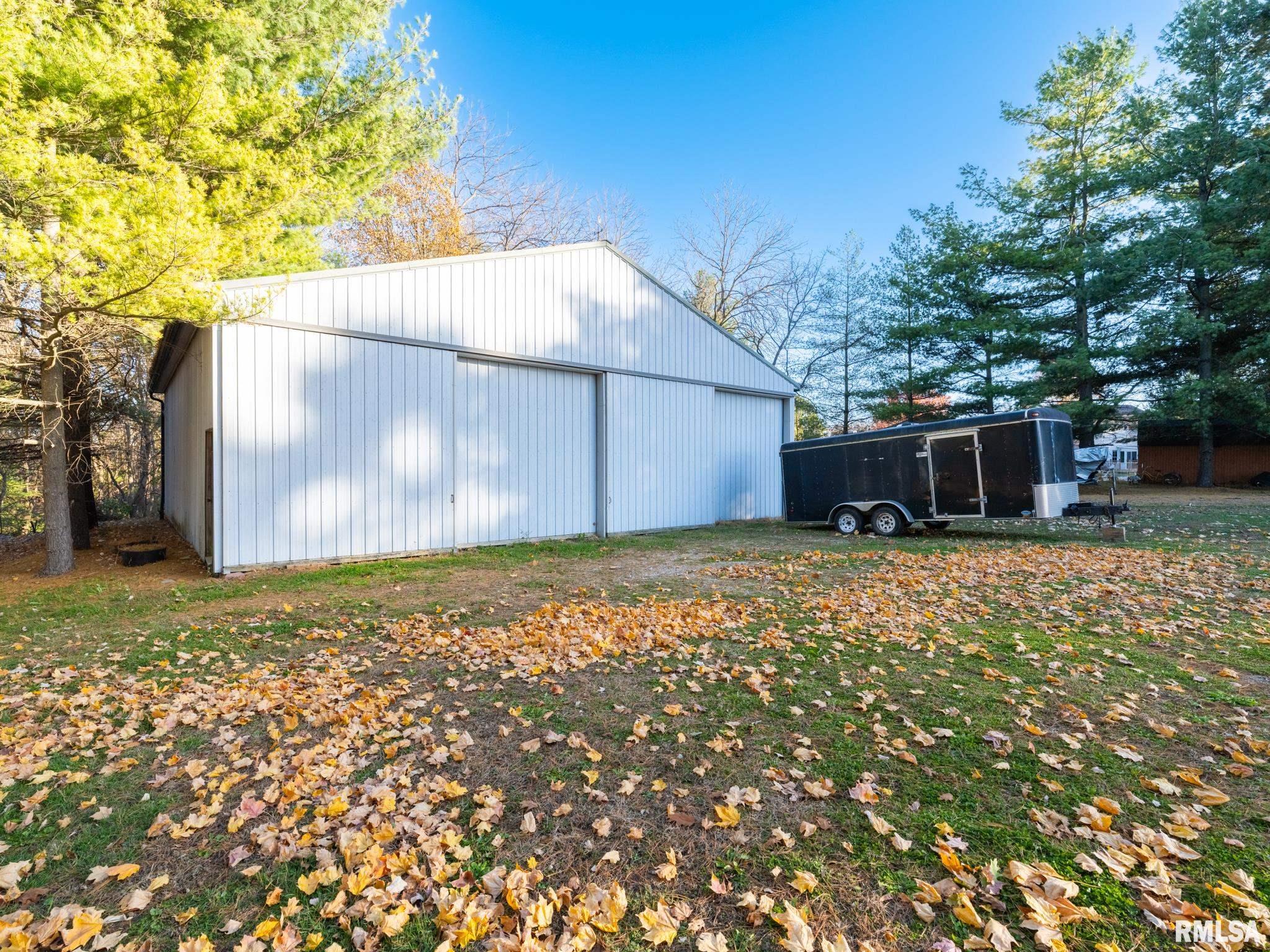 9622 W LANCASTER Road