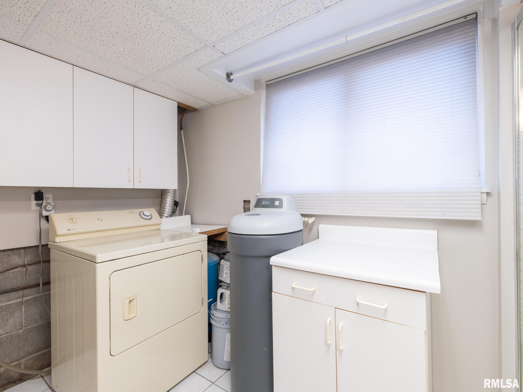 9622 W LANCASTER Road