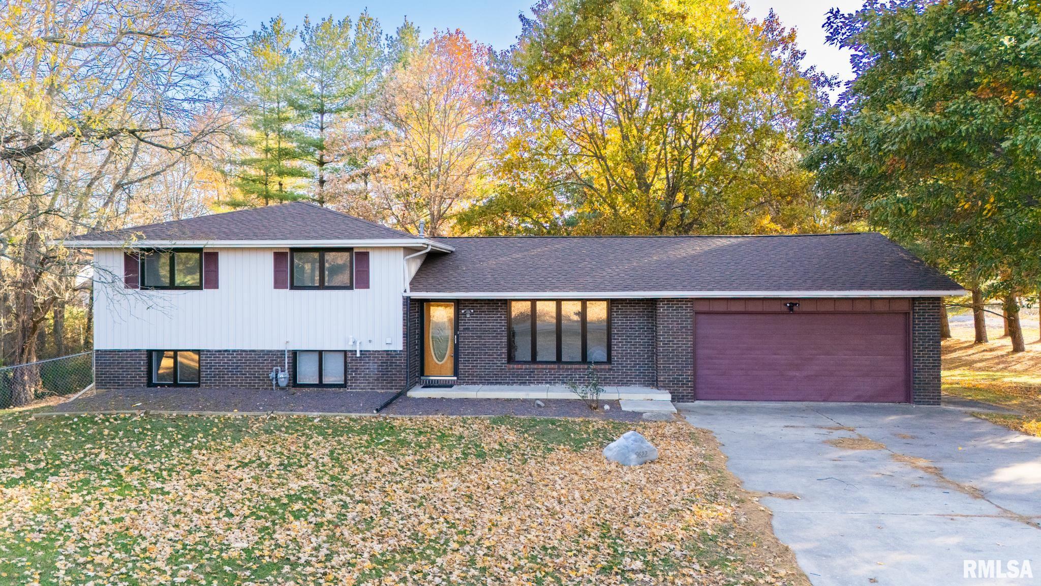 9622 W LANCASTER Road