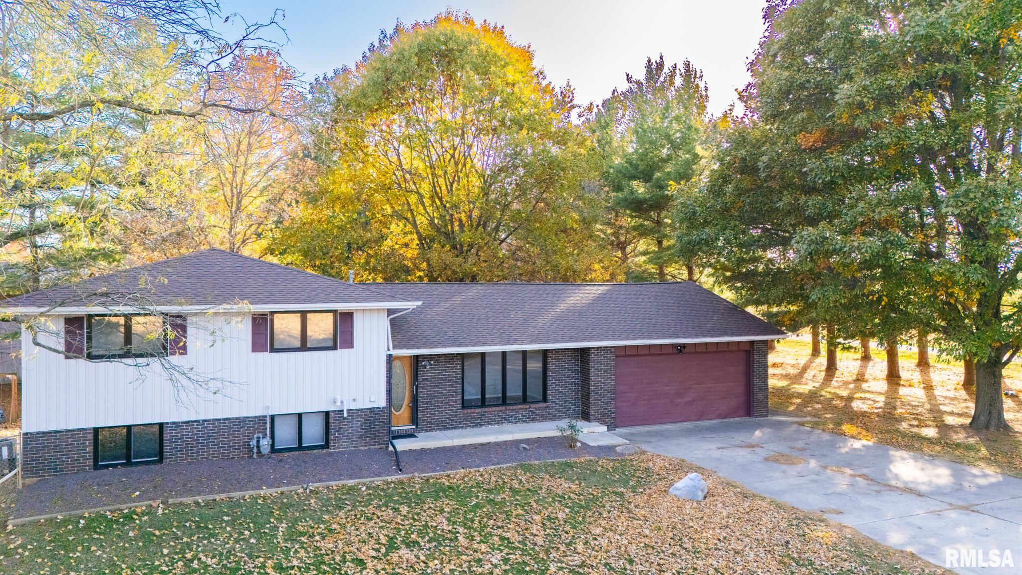 9622 W LANCASTER Road