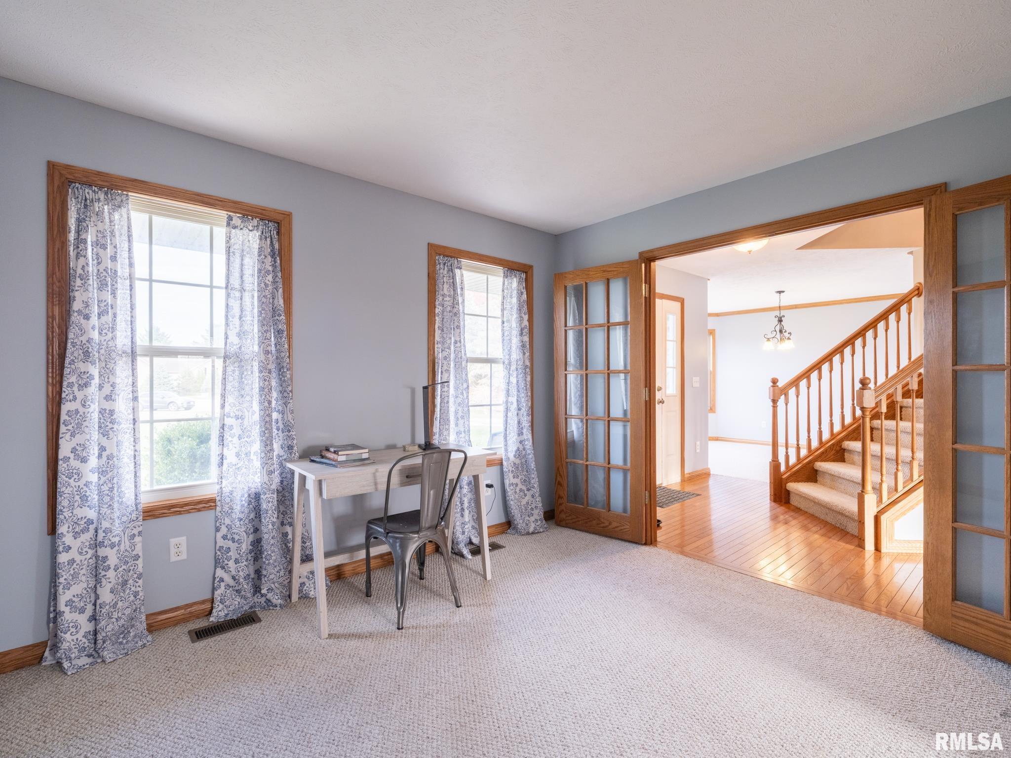 2215 County Road 600 N Road