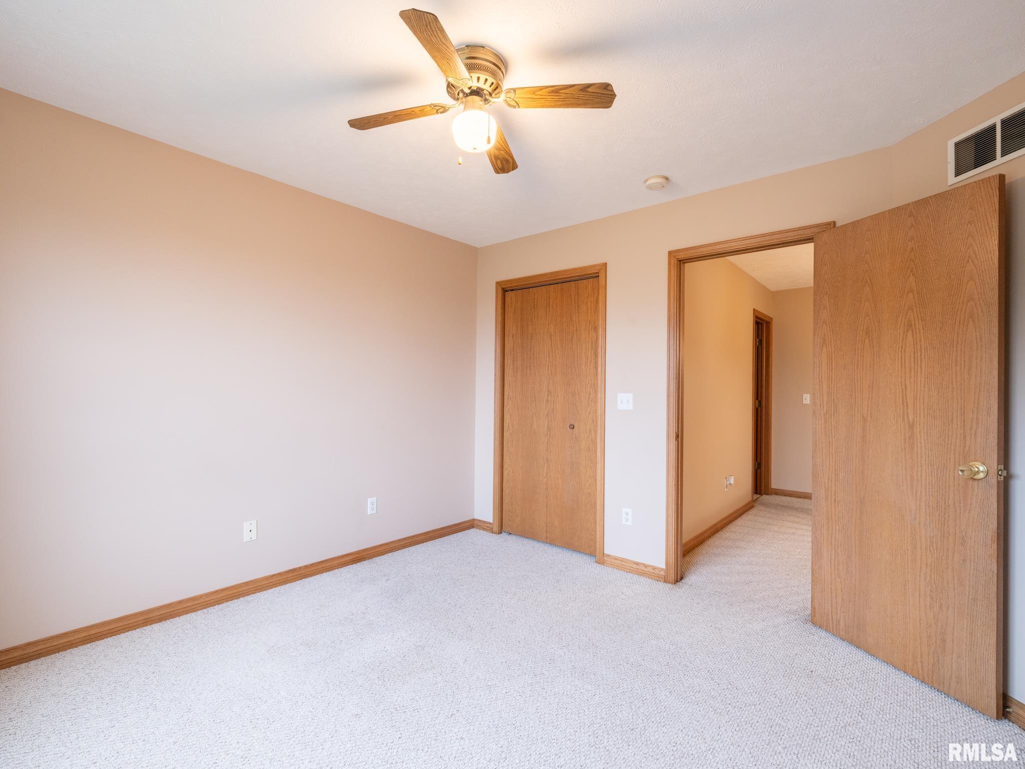 2215 County Road 600 N Road