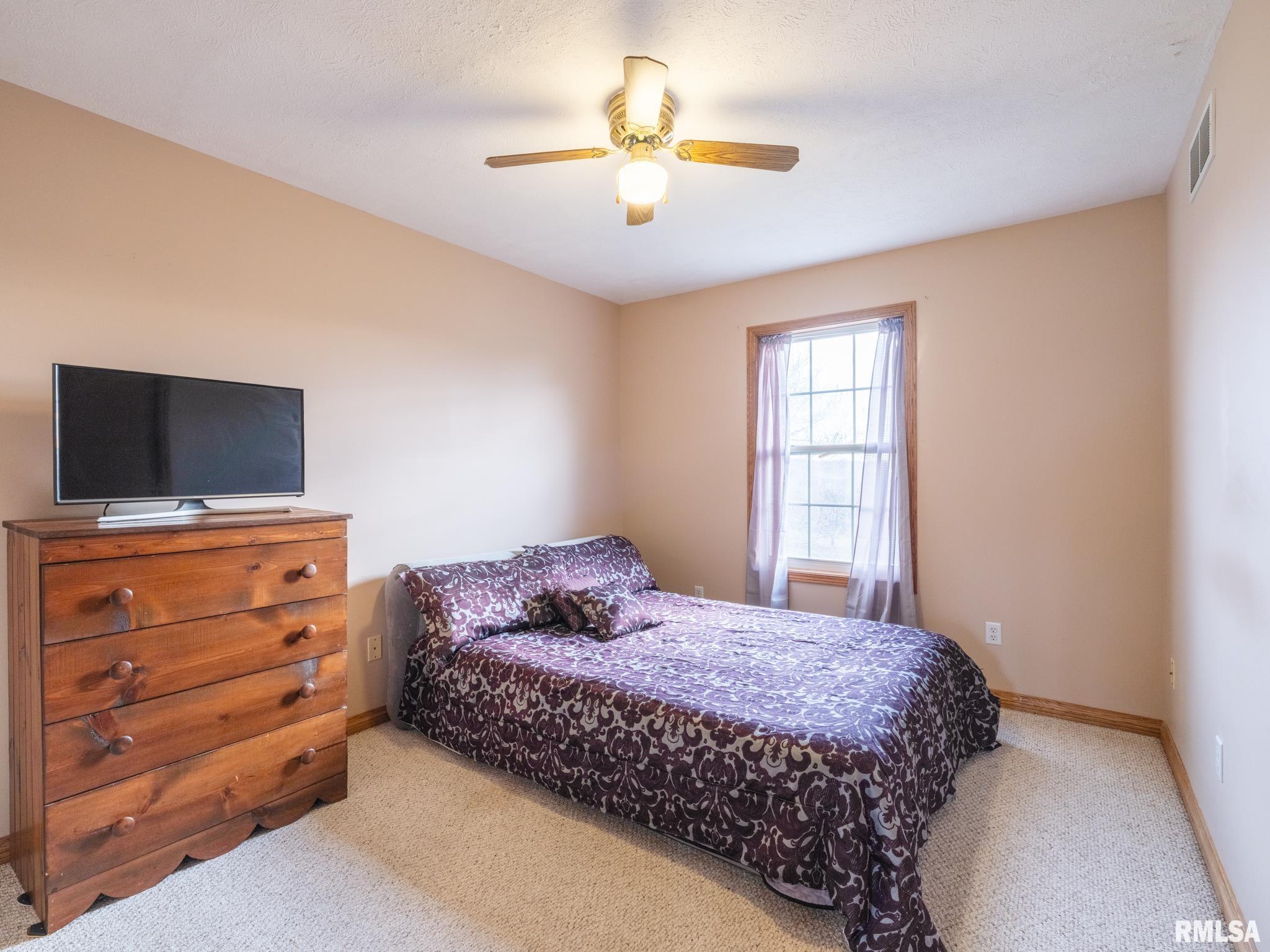 2215 County Road 600 N Road