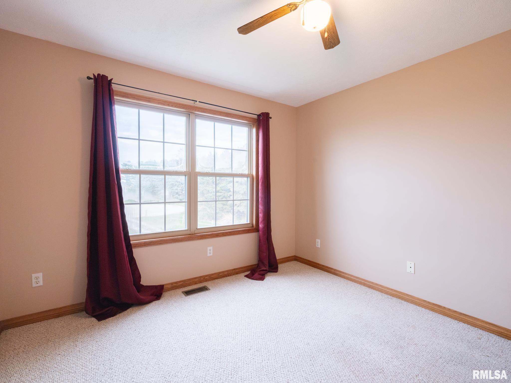 2215 County Road 600 N Road