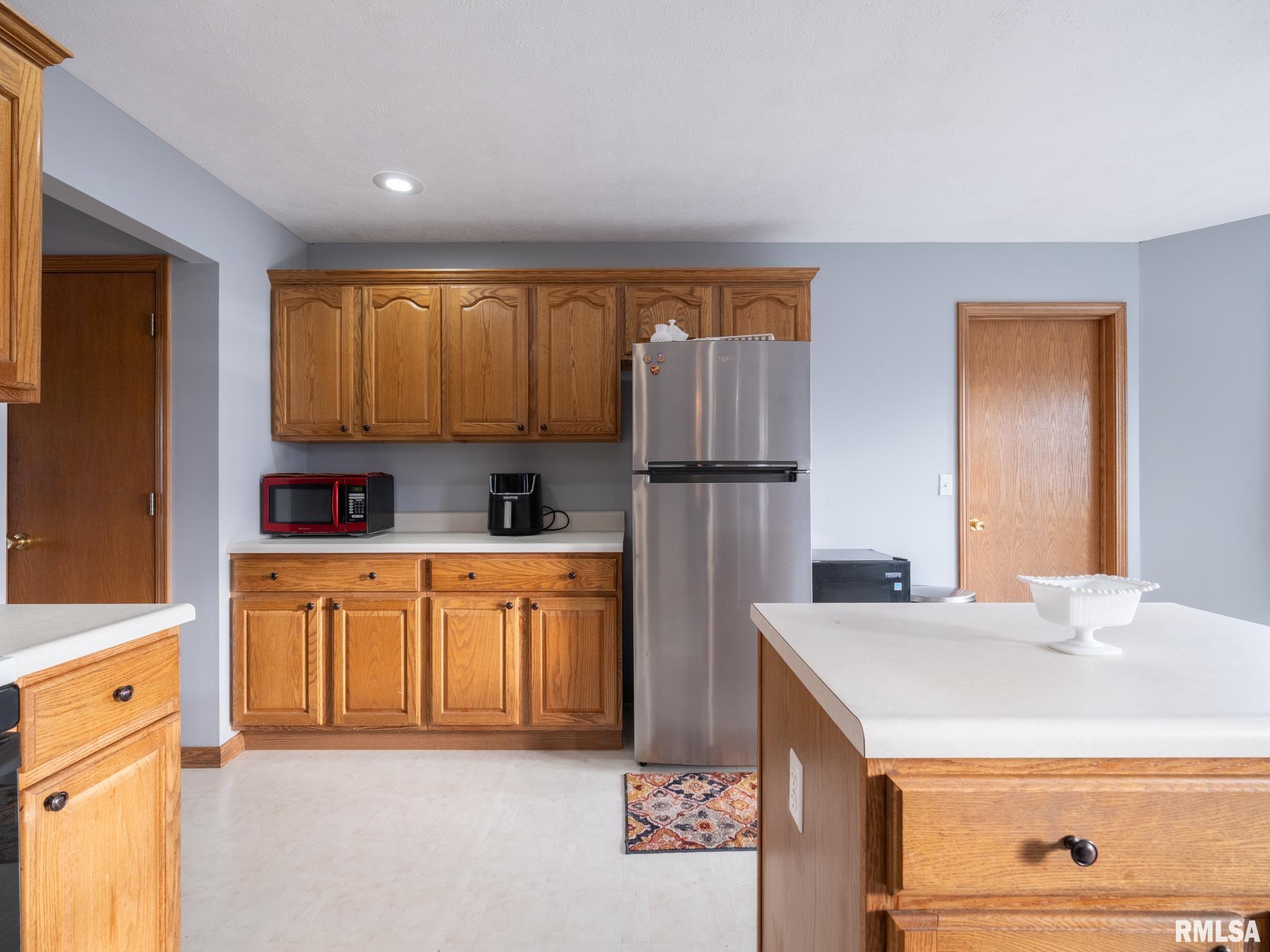 2215 County Road 600 N Road