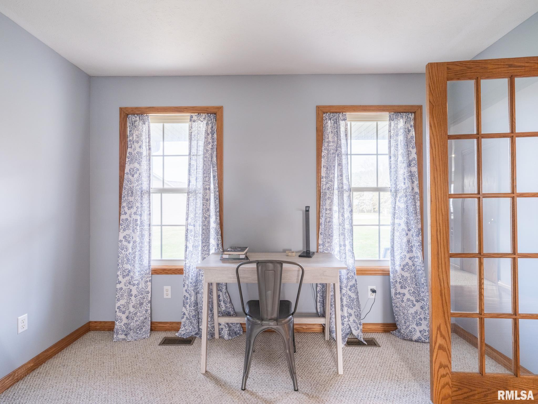 2215 County Road 600 N Road