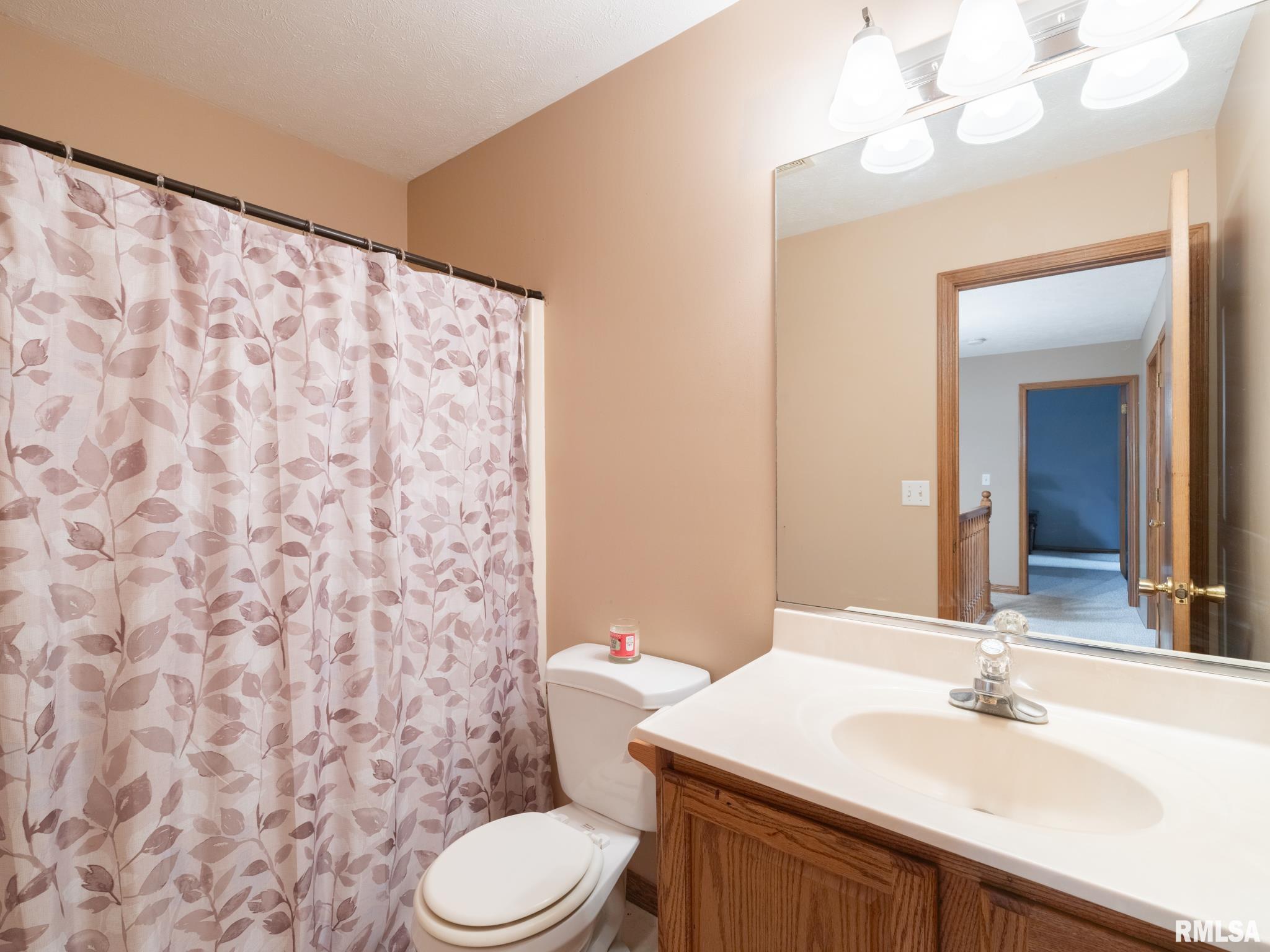 2215 County Road 600 N Road