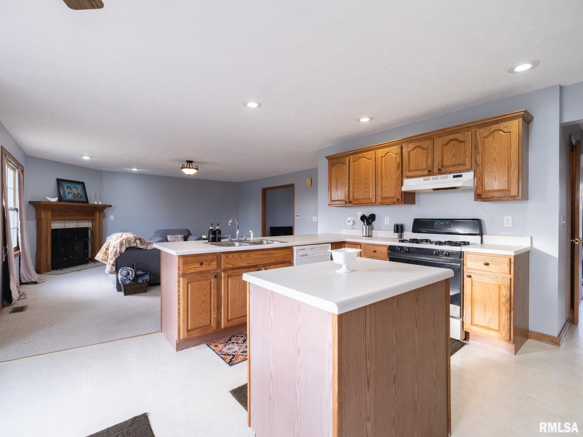 2215 County Road 600 N Road