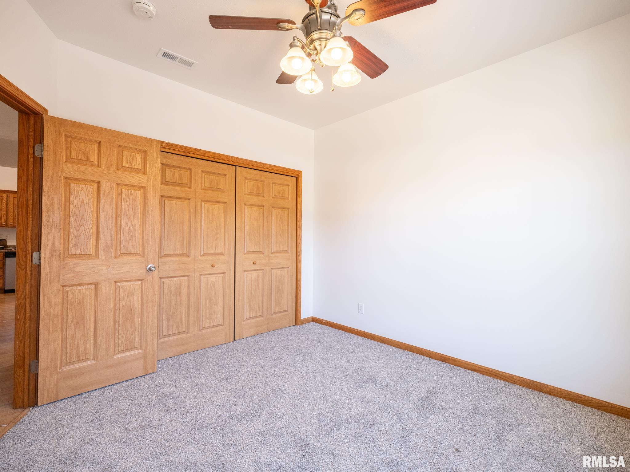 3444 W DORCHESTER Ridge Unit: F