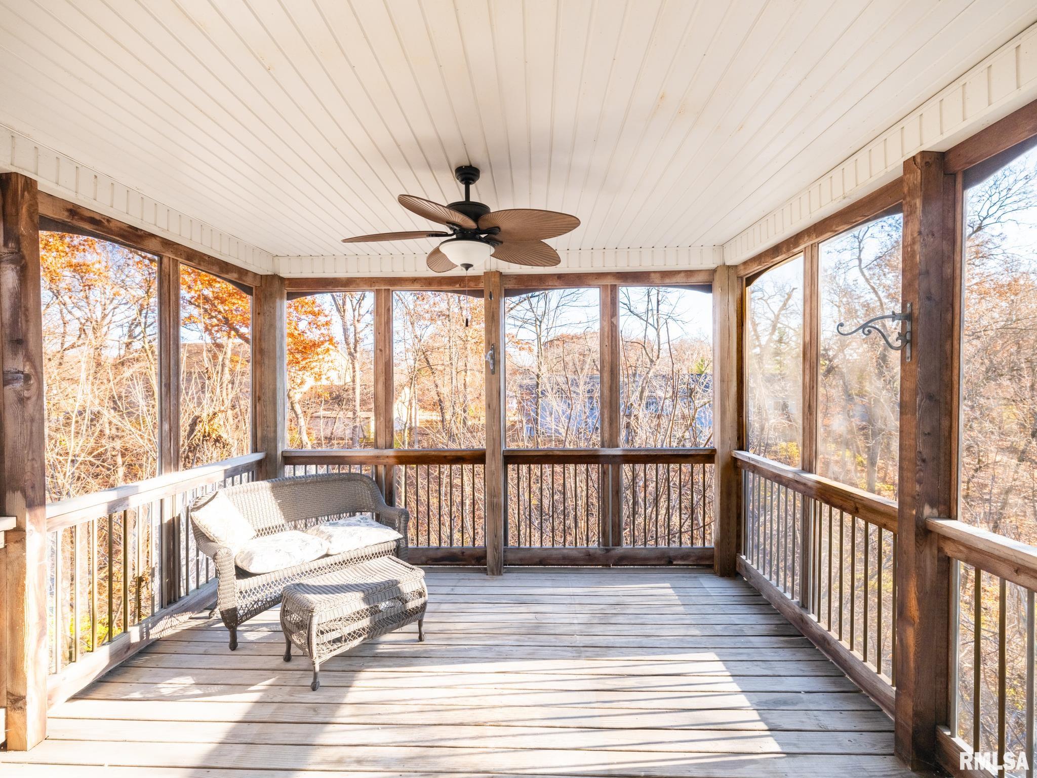 3444 W DORCHESTER Ridge Unit: F