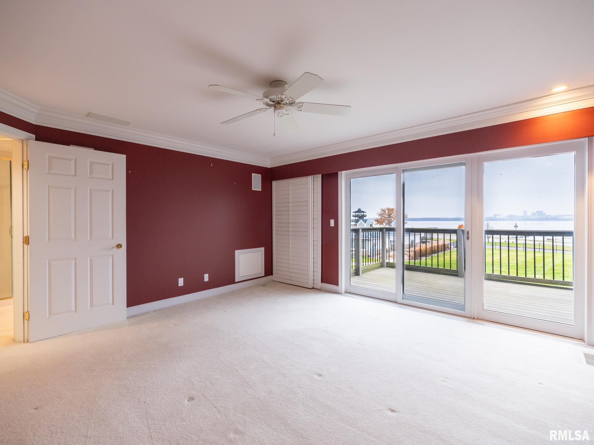 414 HARBOR POINTE Drive