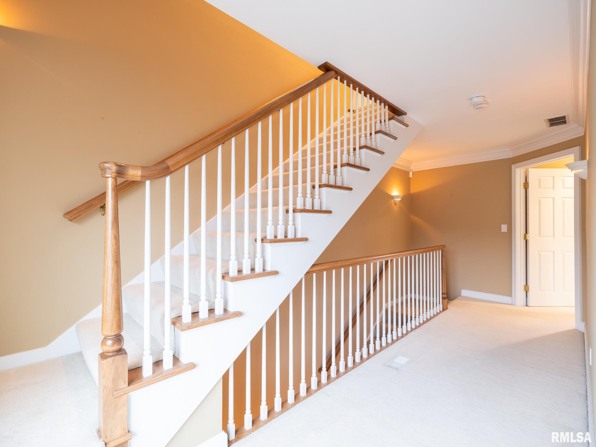 414 HARBOR POINTE Drive