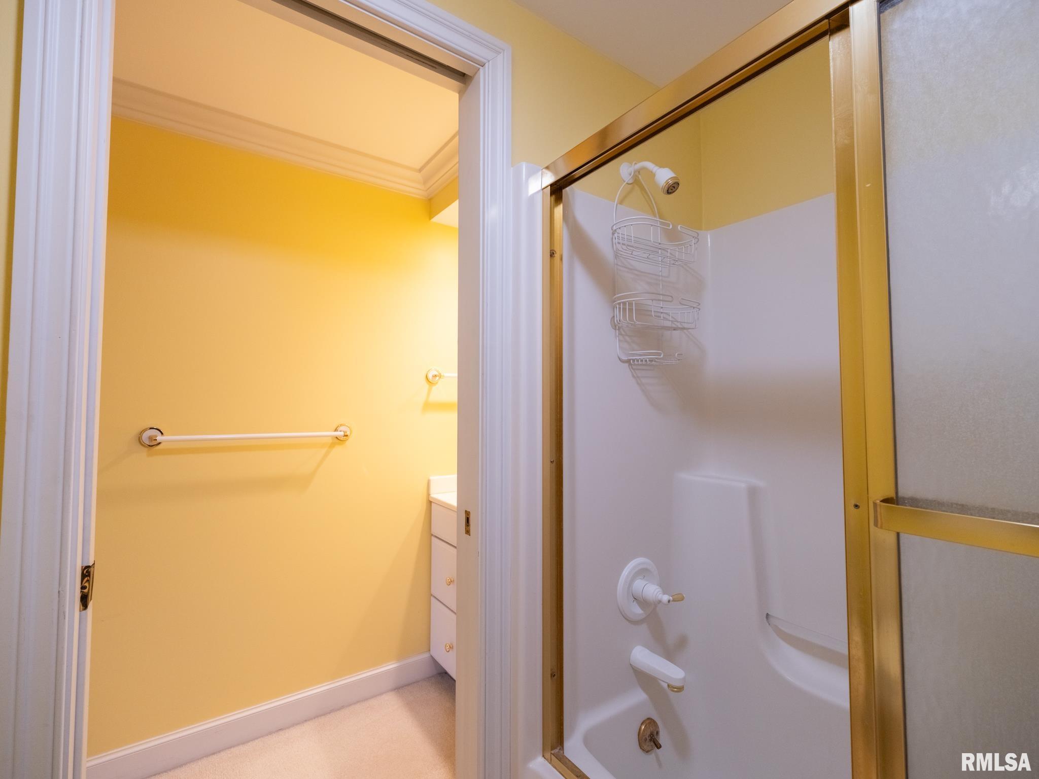 414 HARBOR POINTE Drive