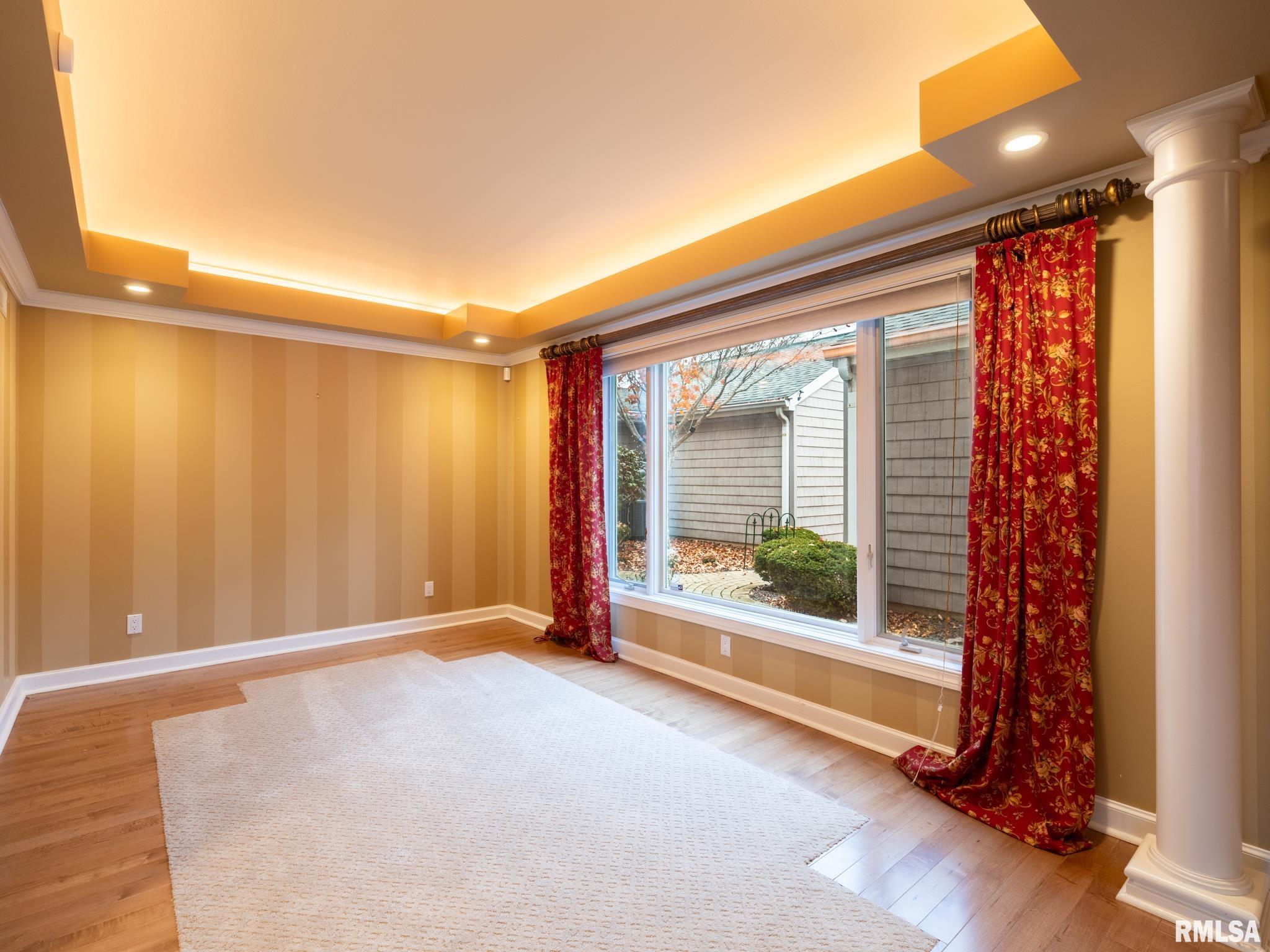 414 HARBOR POINTE Drive