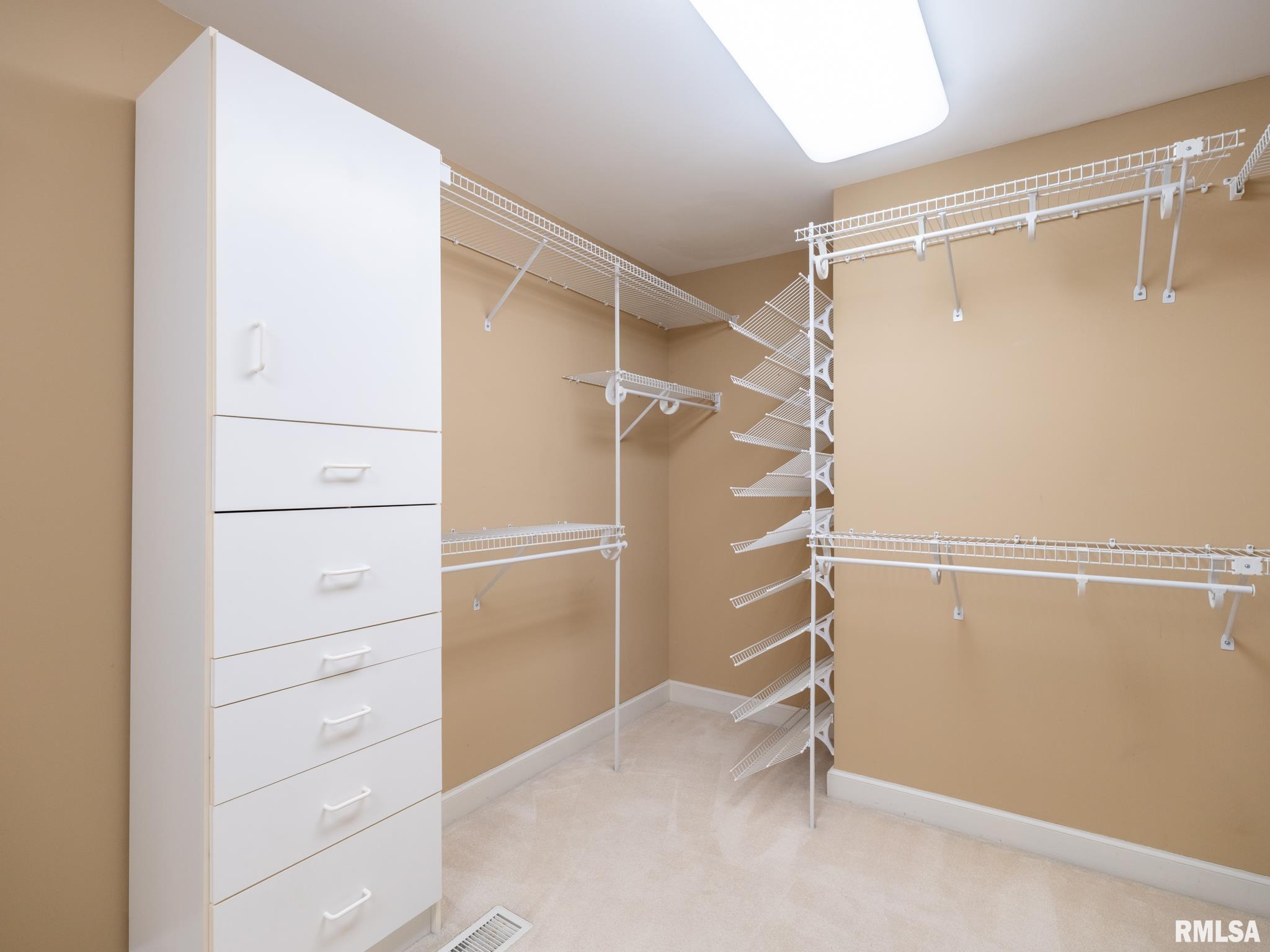 414 HARBOR POINTE Drive