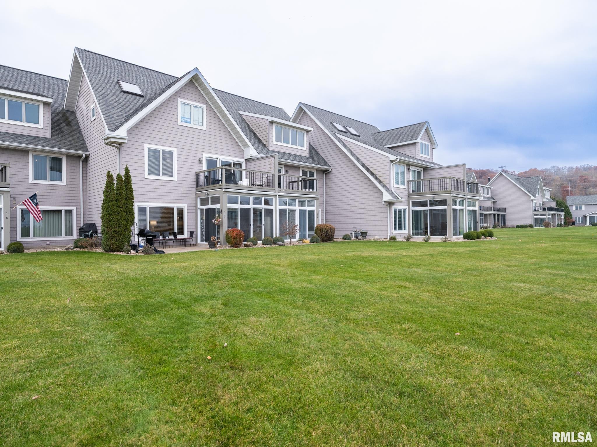 414 HARBOR POINTE Drive