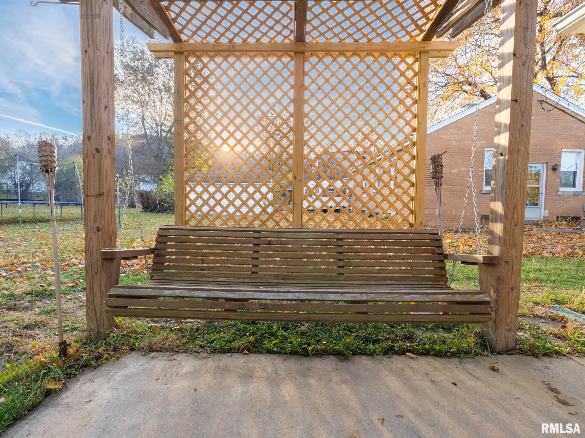 1704 E TERRACE VIEW Lane