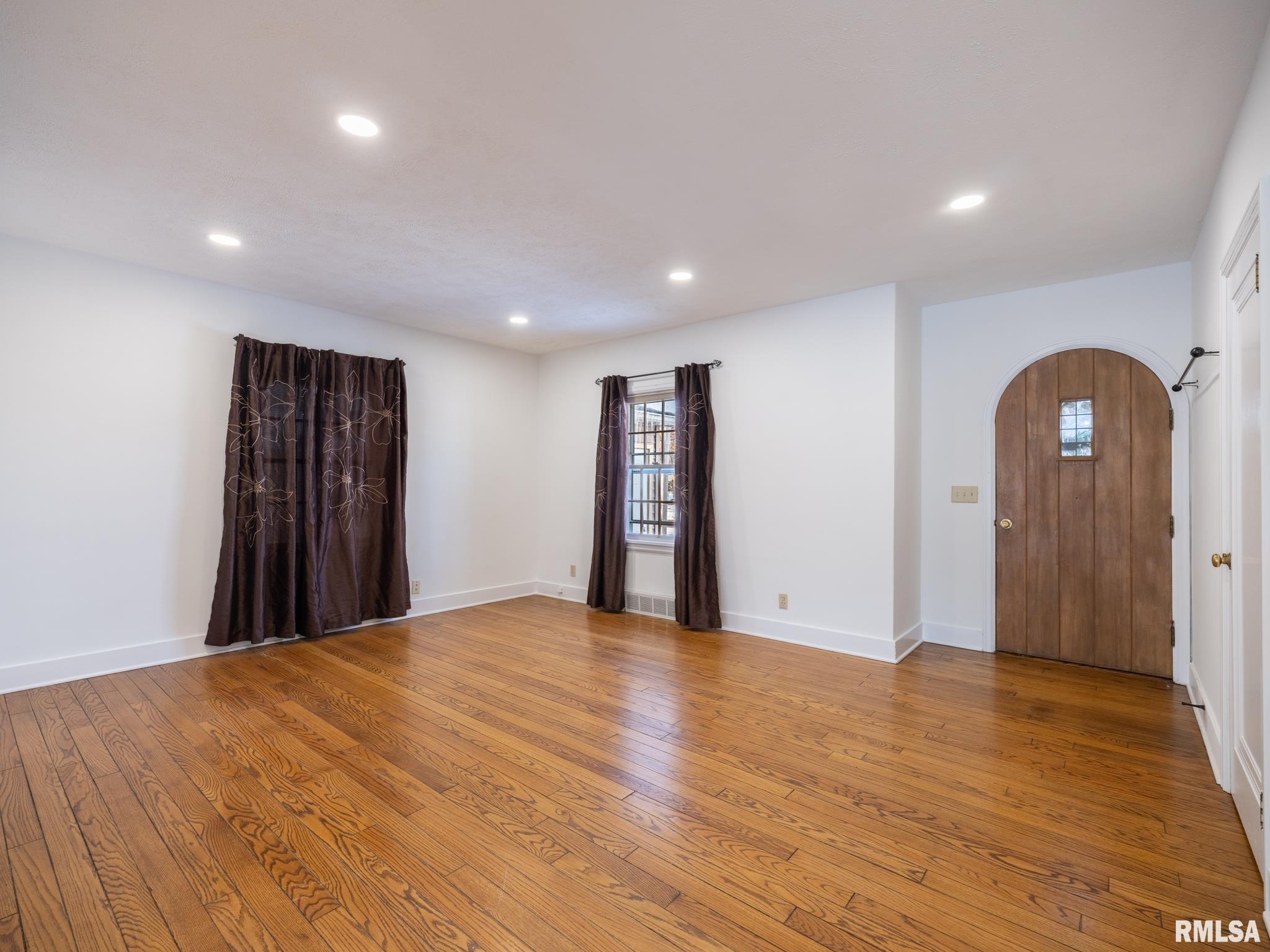 1704 E TERRACE VIEW Lane