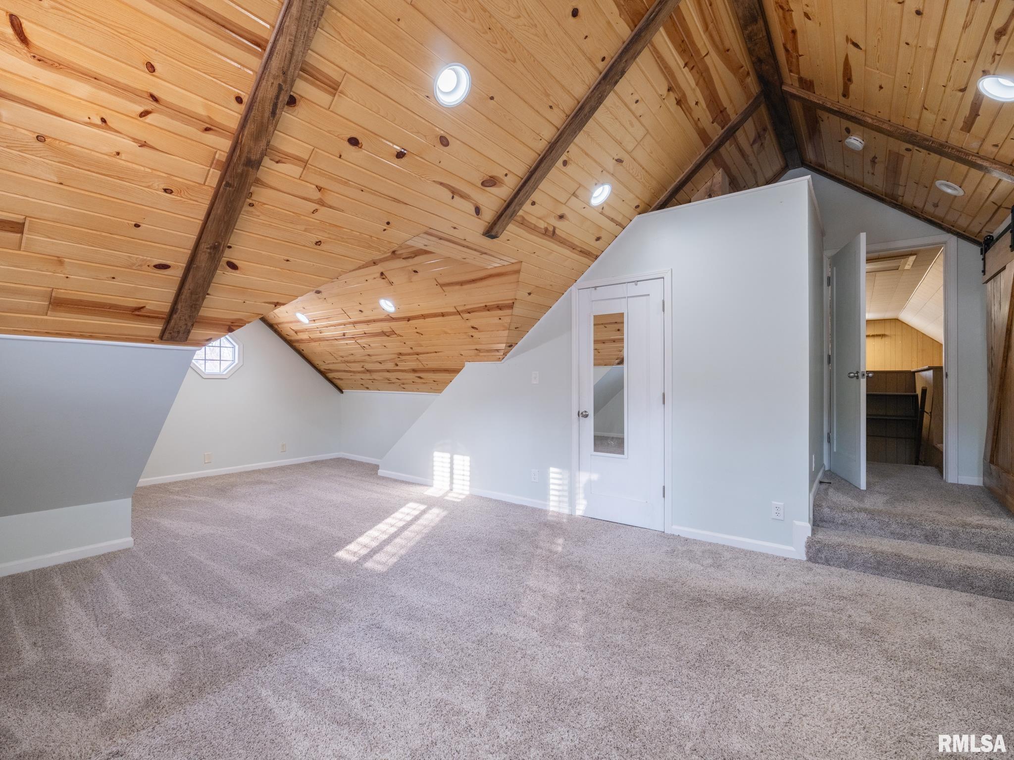 1704 E TERRACE VIEW Lane