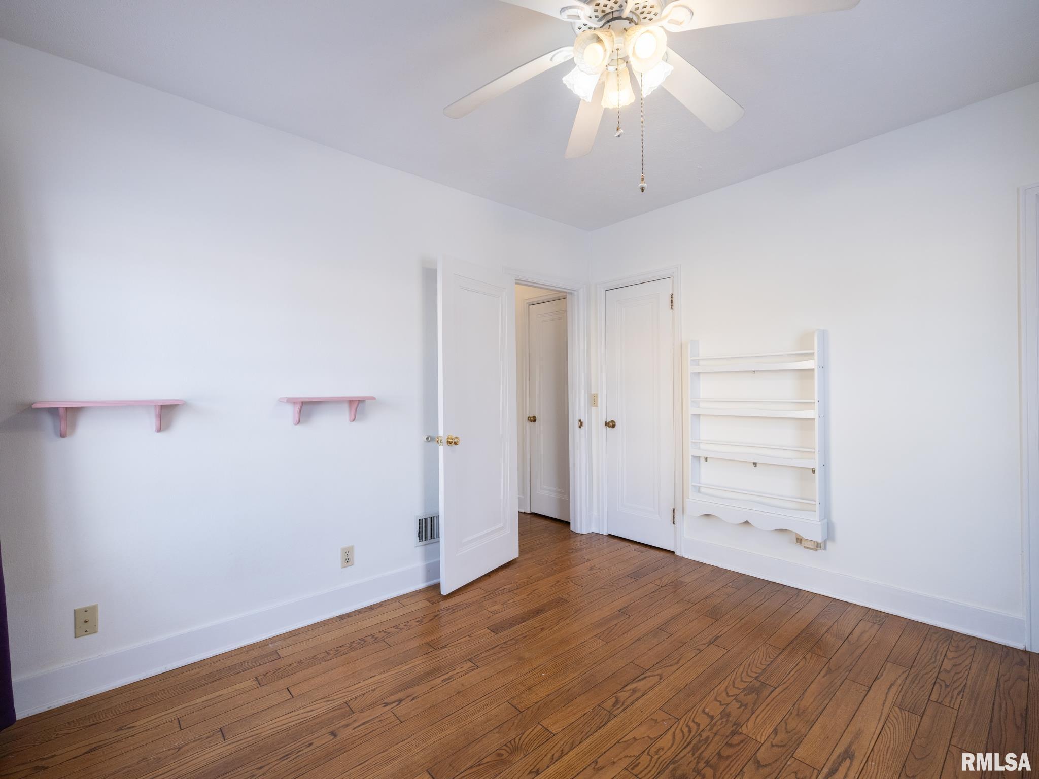 1704 E TERRACE VIEW Lane