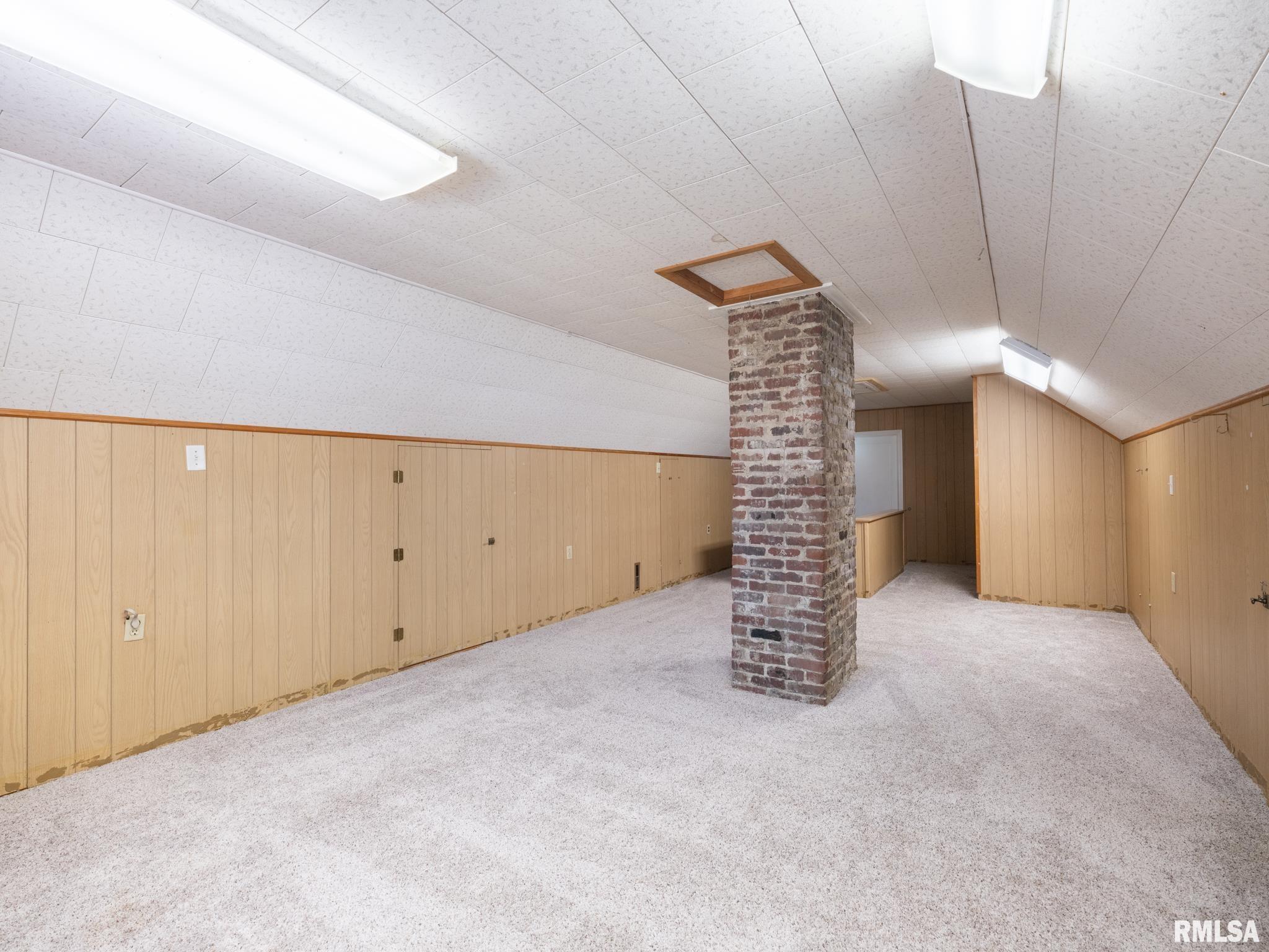 1704 E TERRACE VIEW Lane