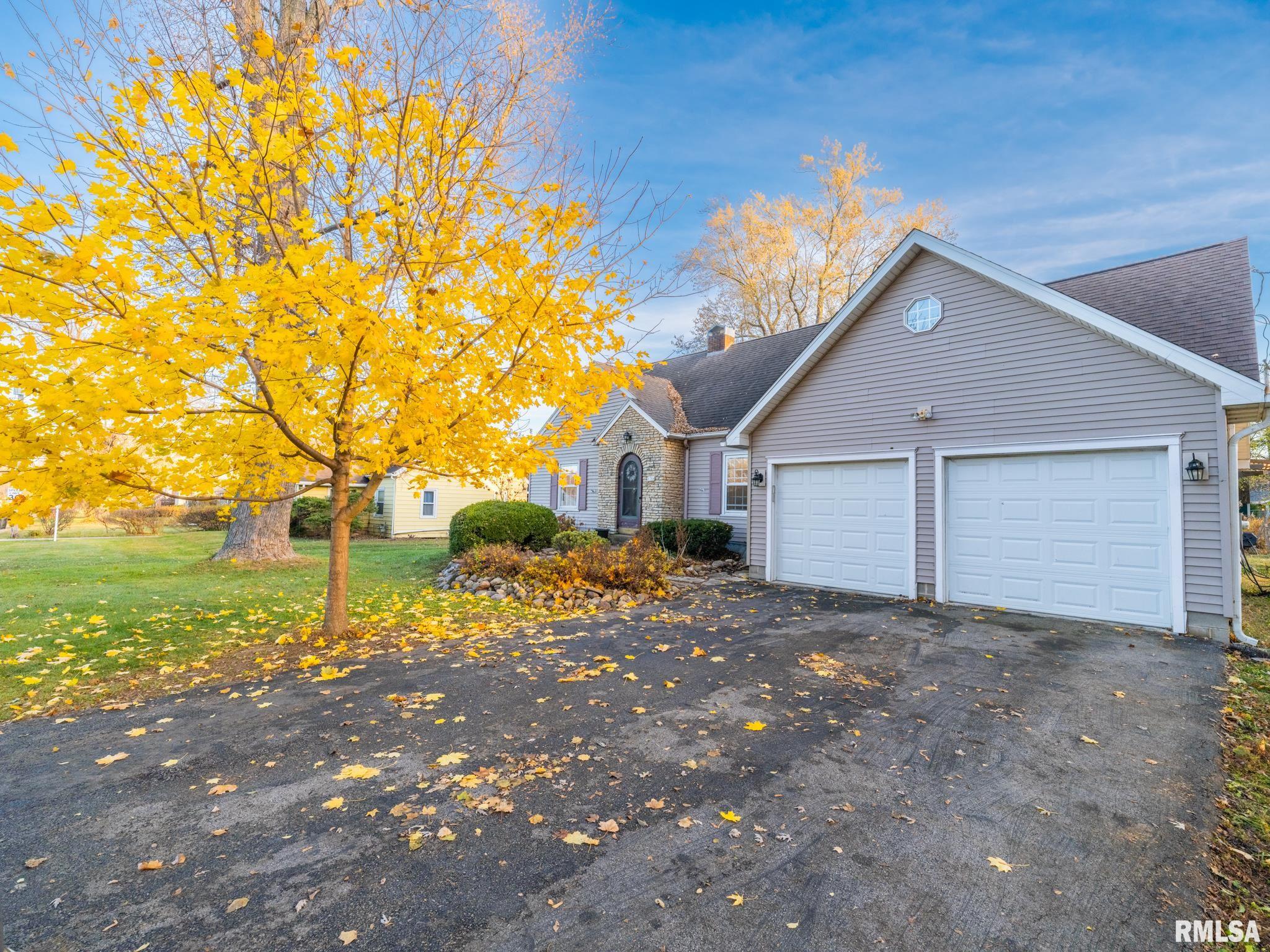 1704 E TERRACE VIEW Lane