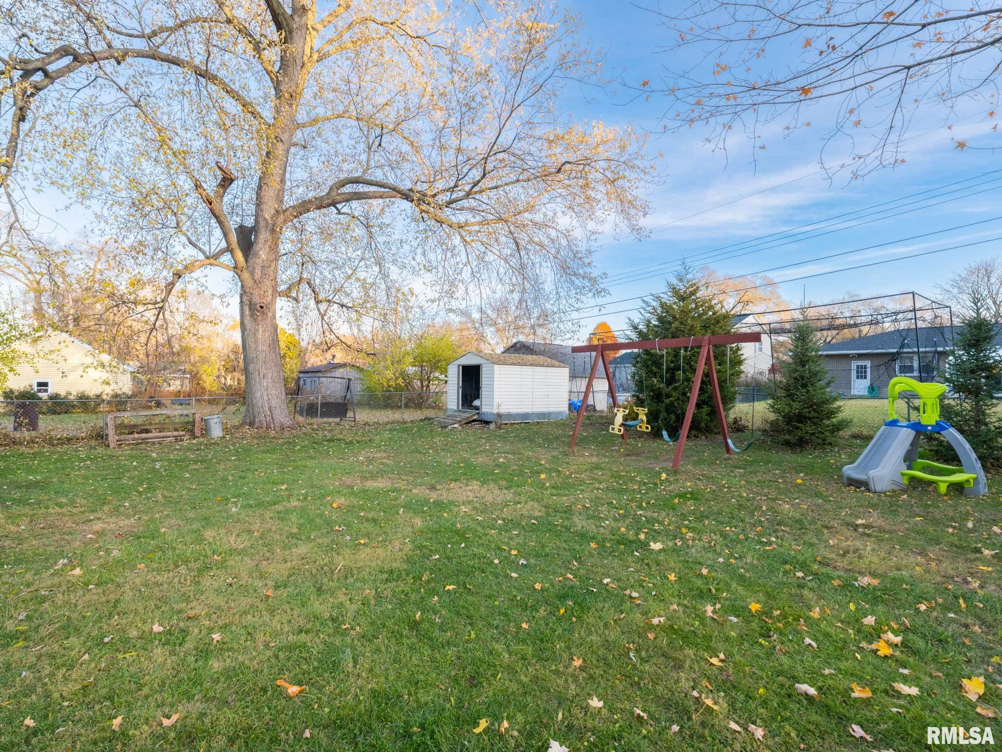 1704 E TERRACE VIEW Lane