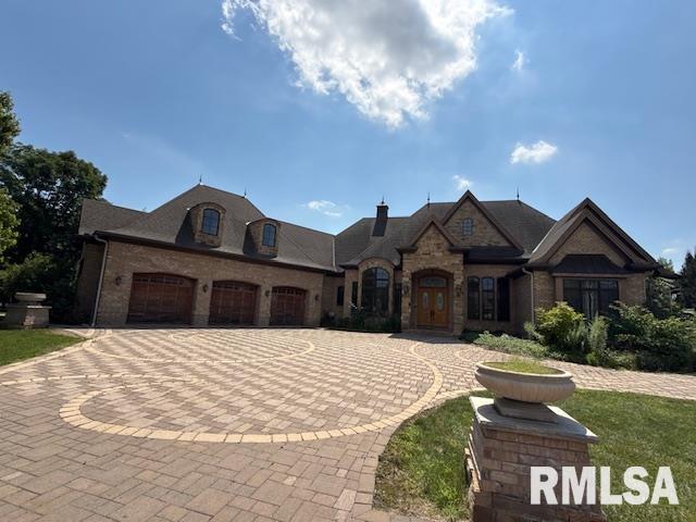 6100 N EAGLE BEND Court