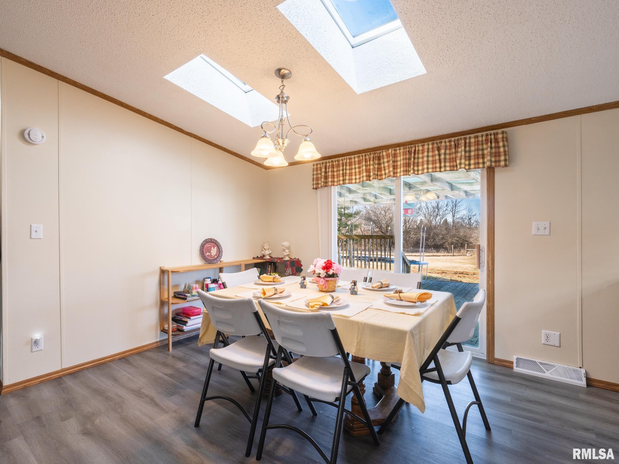 5001 Tunbridge Hill Road