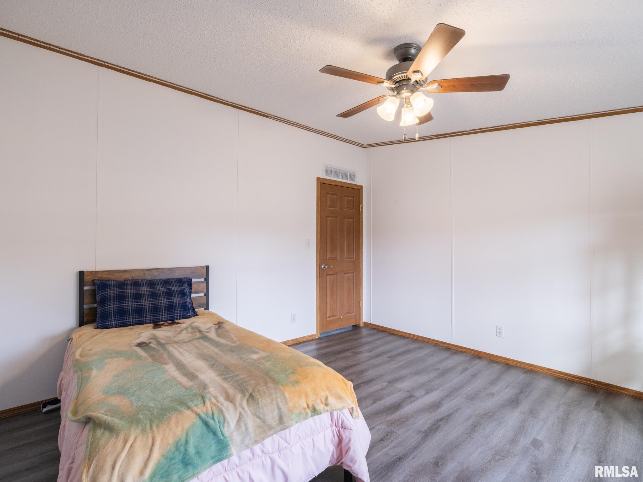 5001 Tunbridge Hill Road