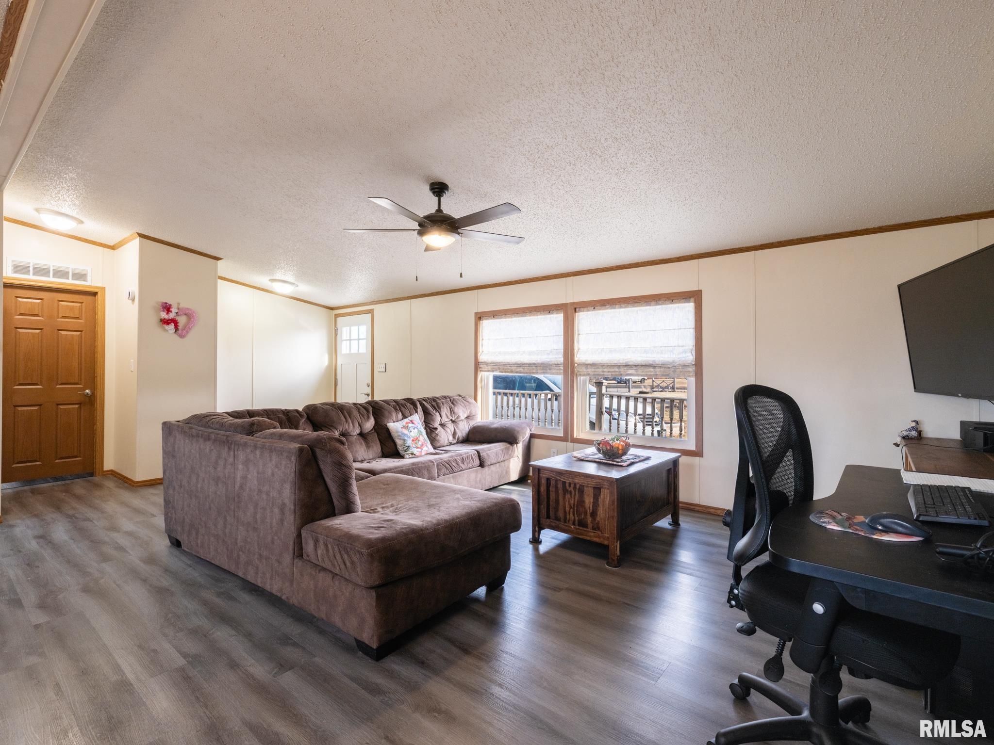 5001 Tunbridge Hill Road