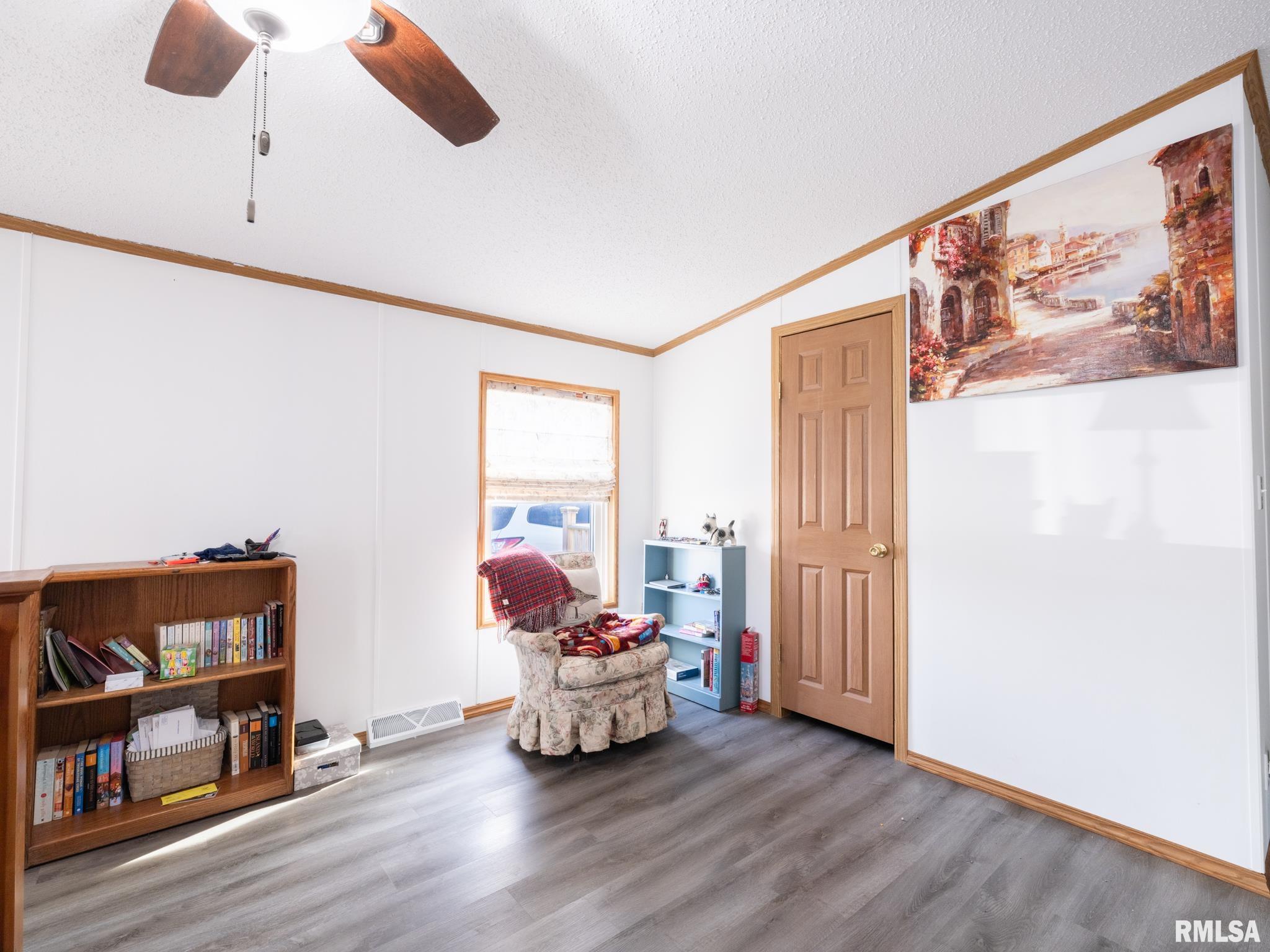 5001 Tunbridge Hill Road