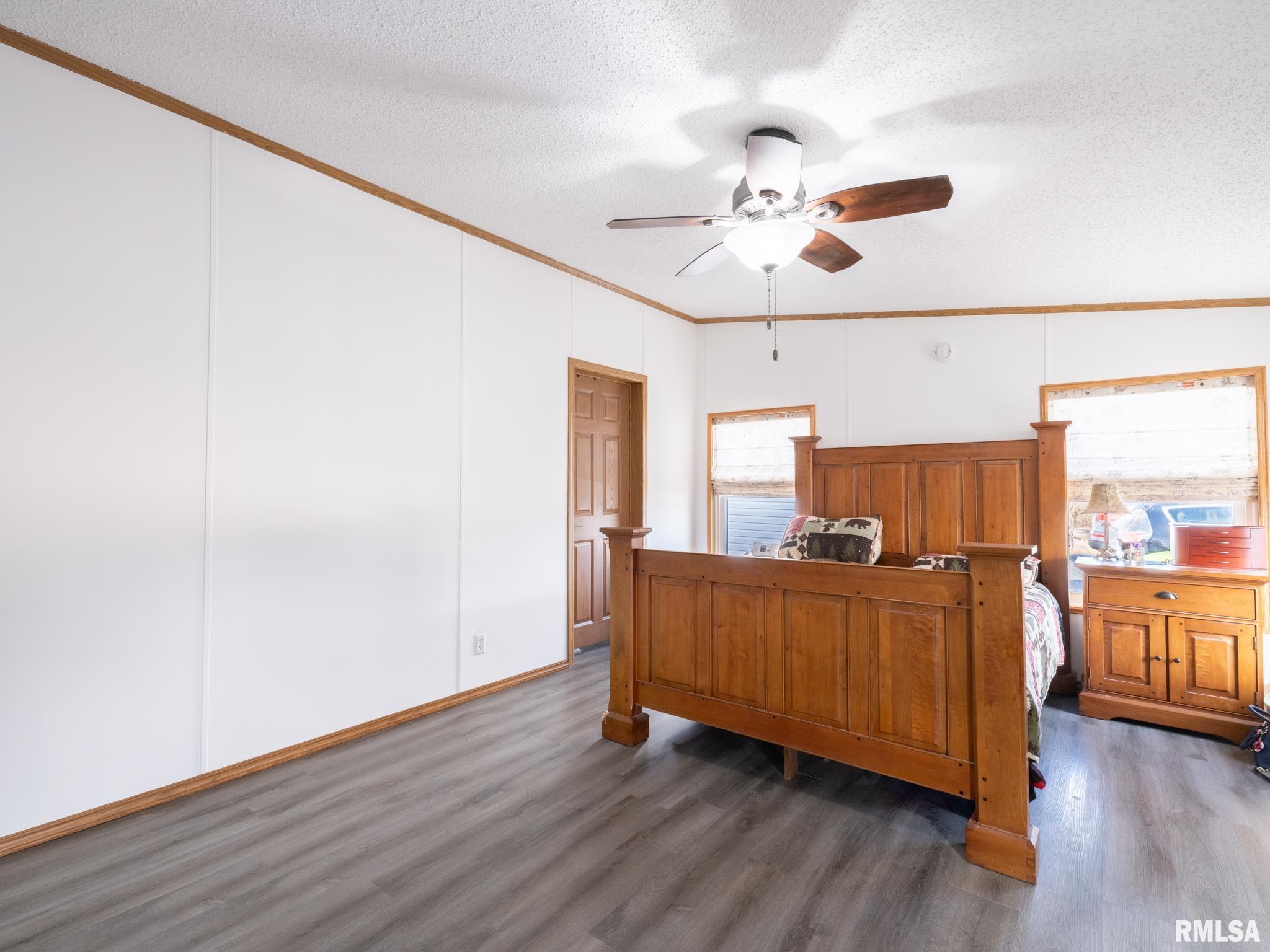 5001 Tunbridge Hill Road