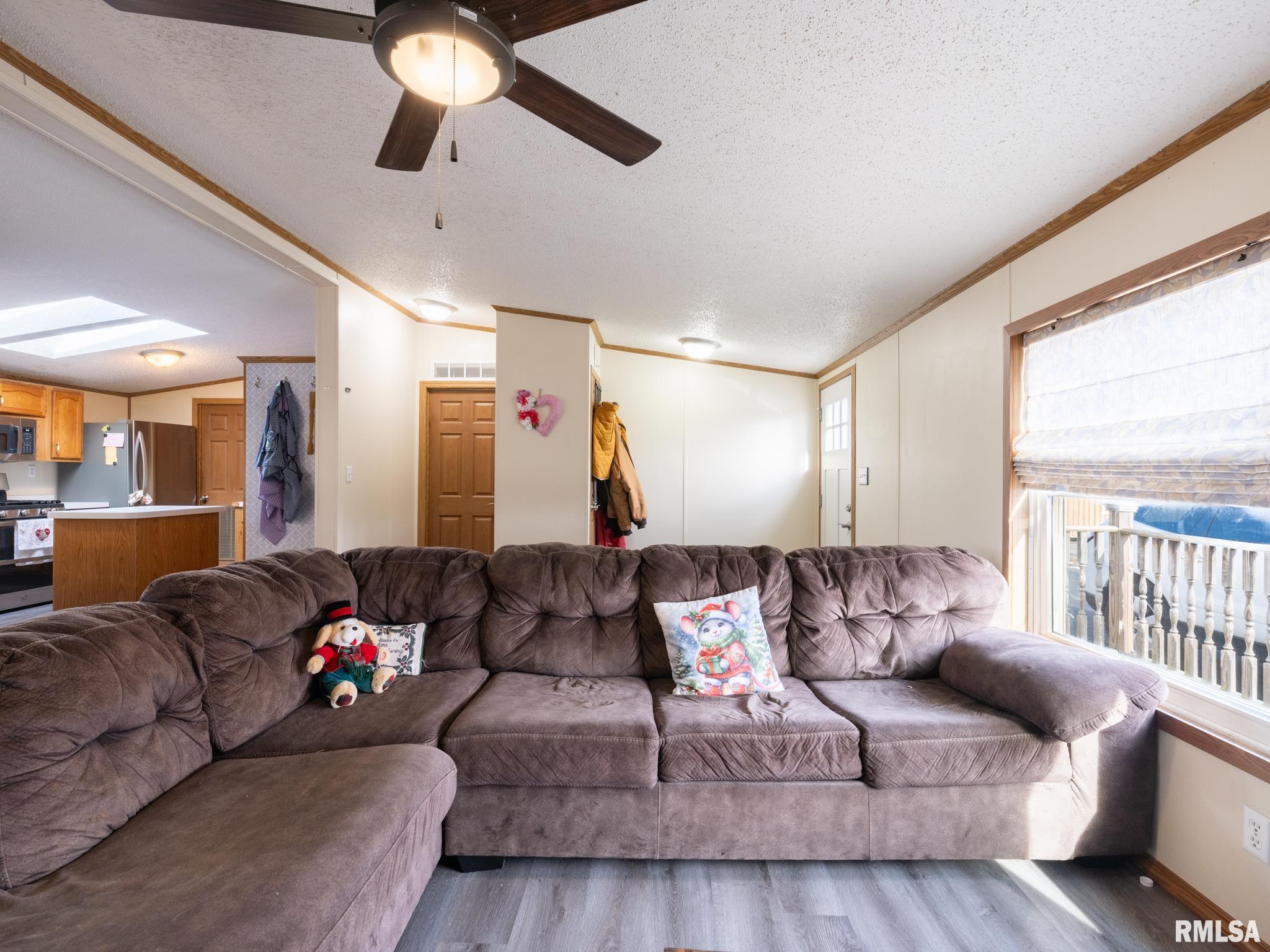 5001 Tunbridge Hill Road