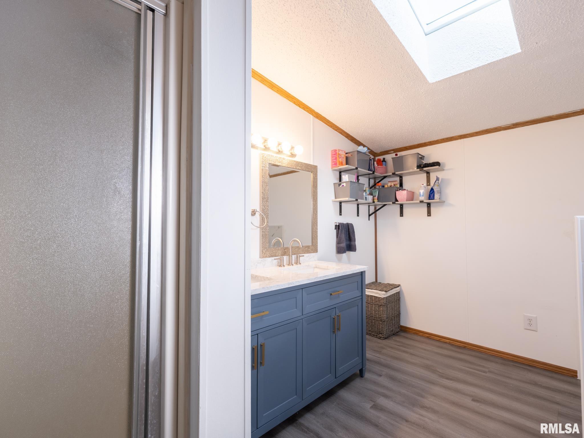 5001 Tunbridge Hill Road