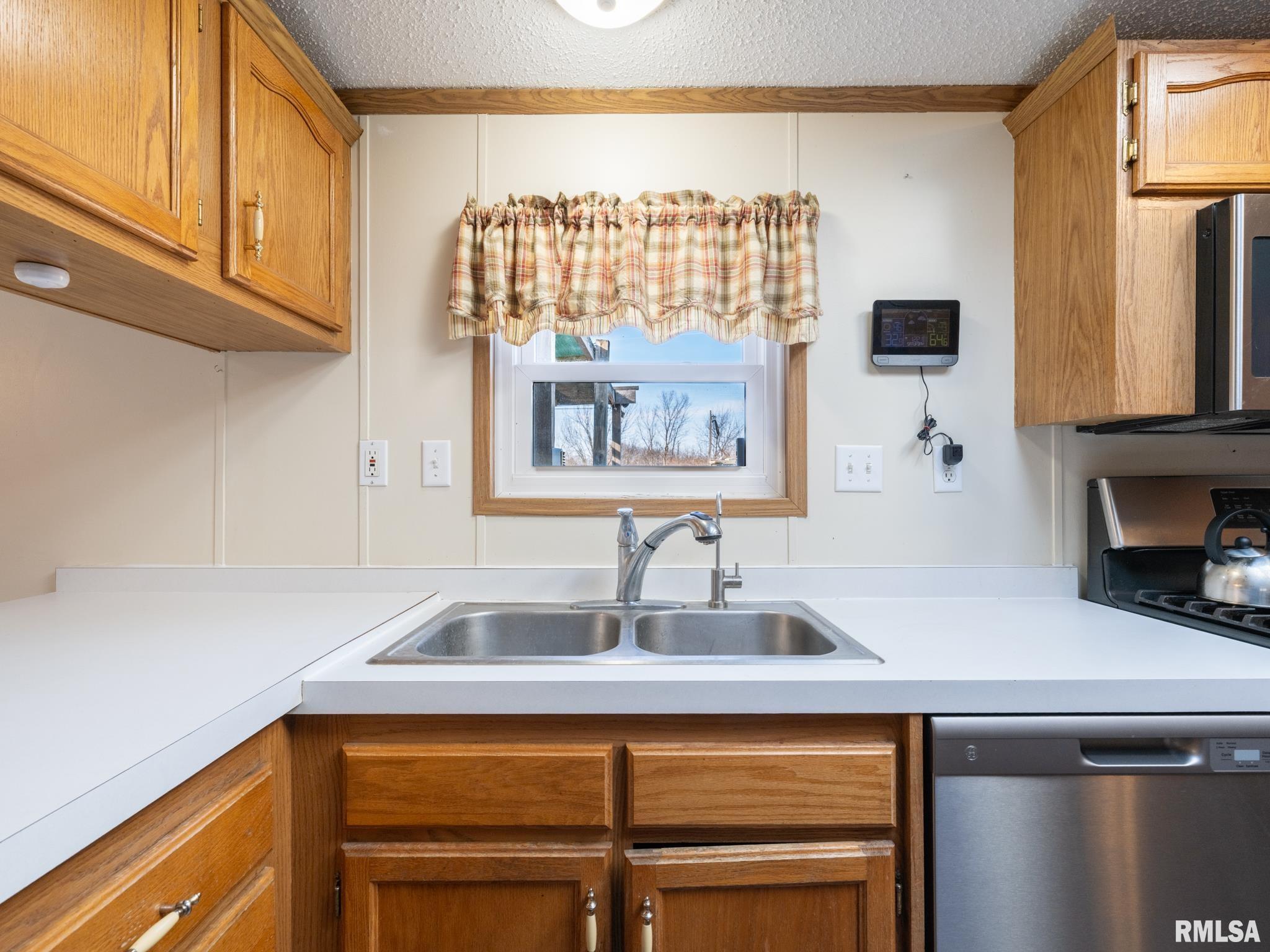 5001 Tunbridge Hill Road